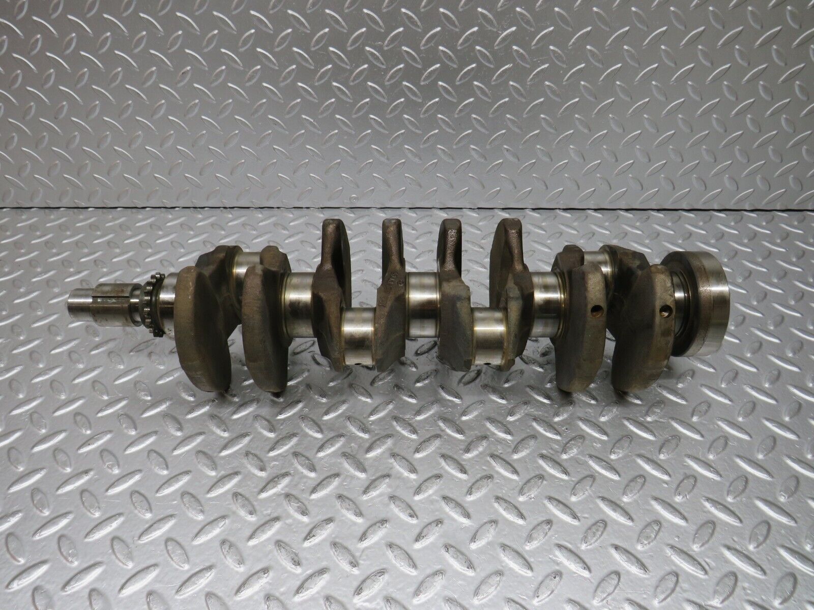 30893 Mercedes-Benz W201 190E 2.0L Crankshaft 1020310101