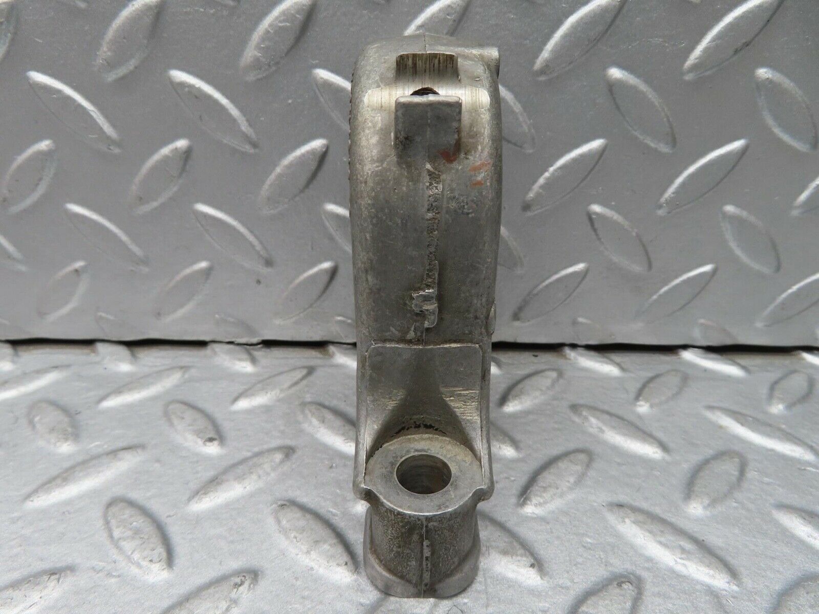 16720 Mercedes-Benz C107 380SLC Camshaft Tower Bearing 1160514612