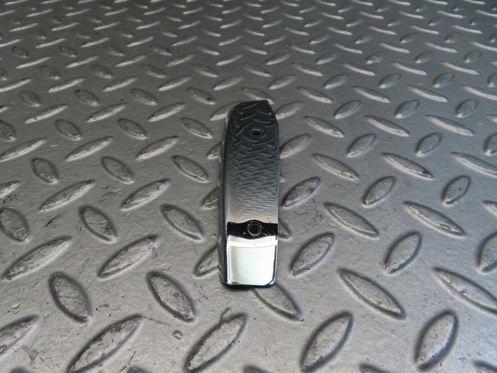 11360 Mercedes-Benz C123 230CE Coupe Left Door Chrome Front Cover