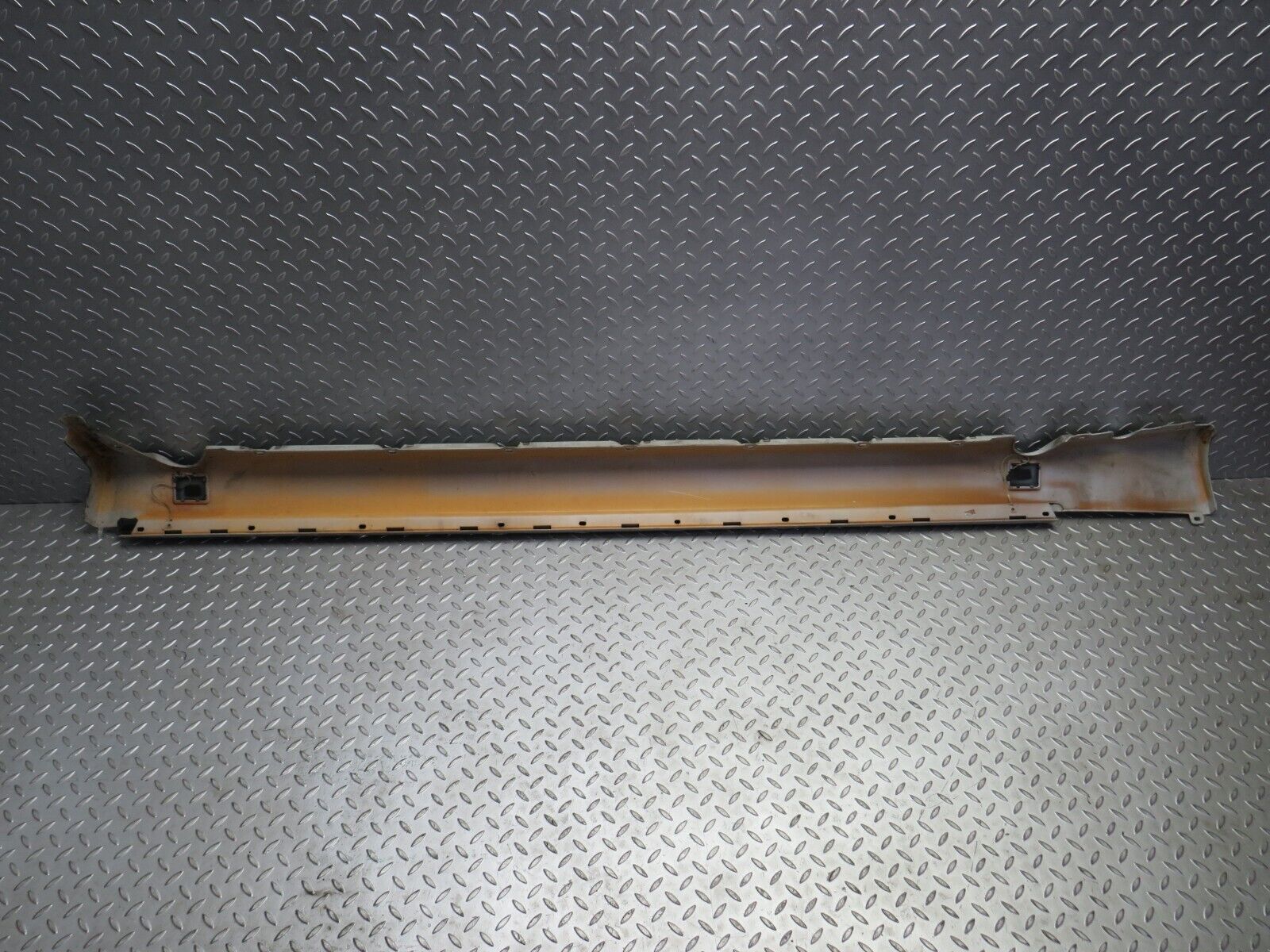 30251 Mercedes-Benz W124 230E Side Skirt Right Side 1246902440