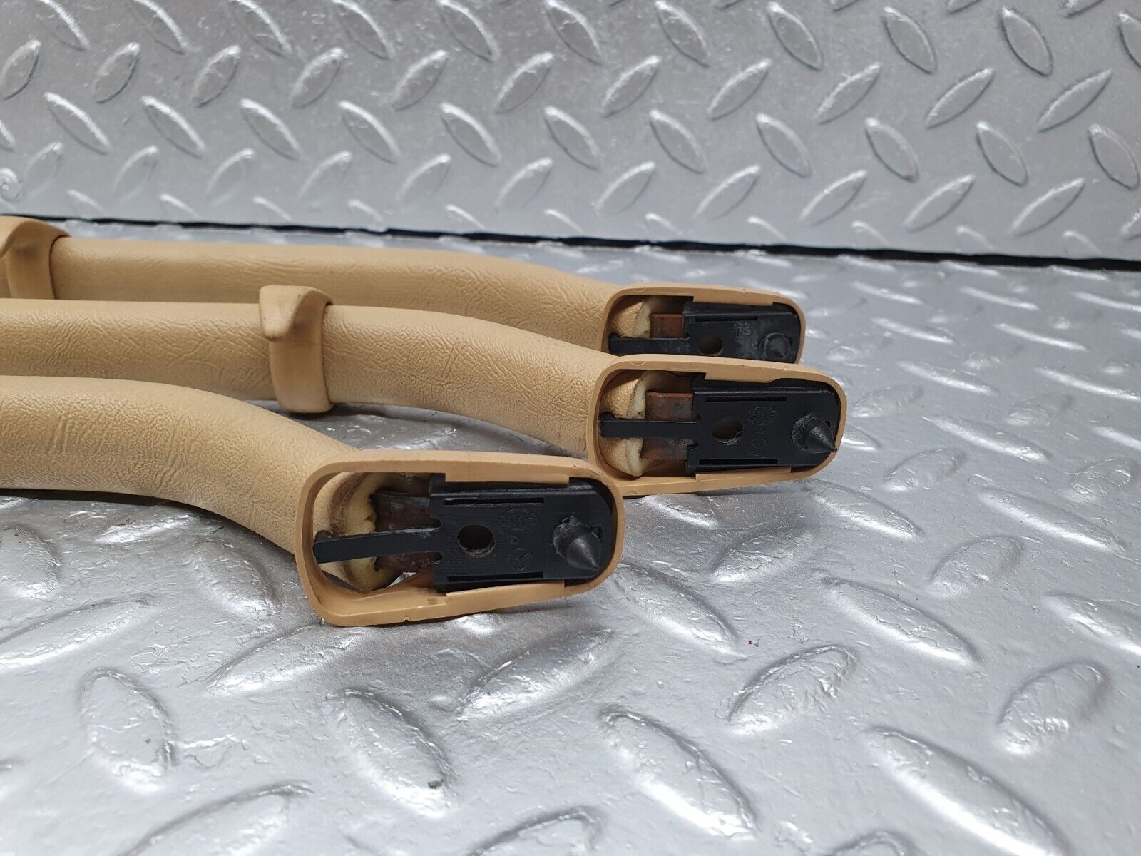 41519 Mercedes-Benz W124 200E Interior Roof Grab Handle Set Palomino