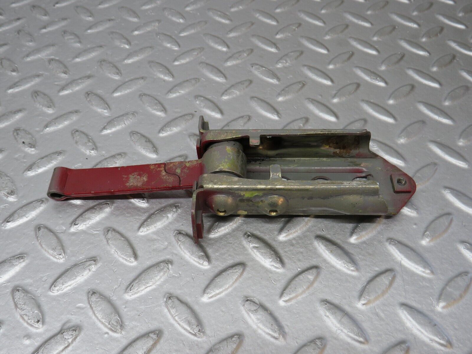 39018 Mercedes-Benz W201 190E 2.6L Door Safety Check Strap