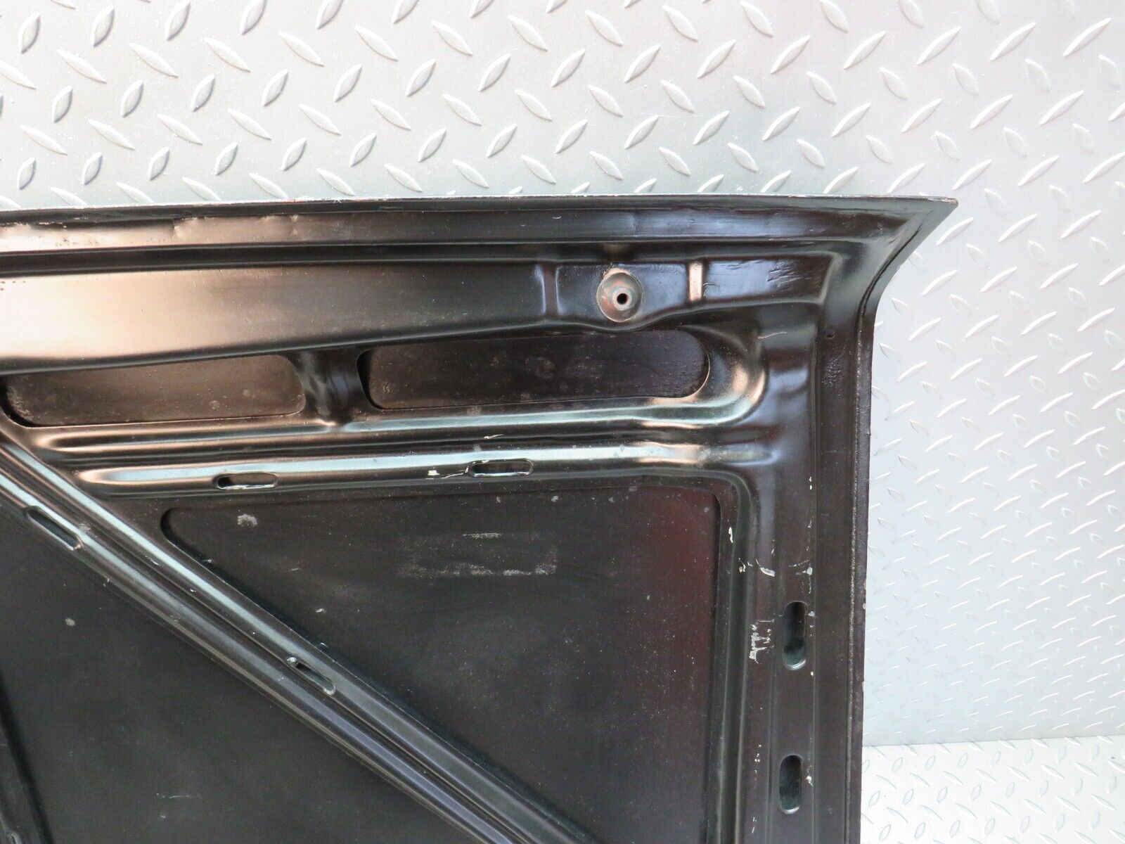 0117 Mercedes-Benz W116 350SE Boot Lid