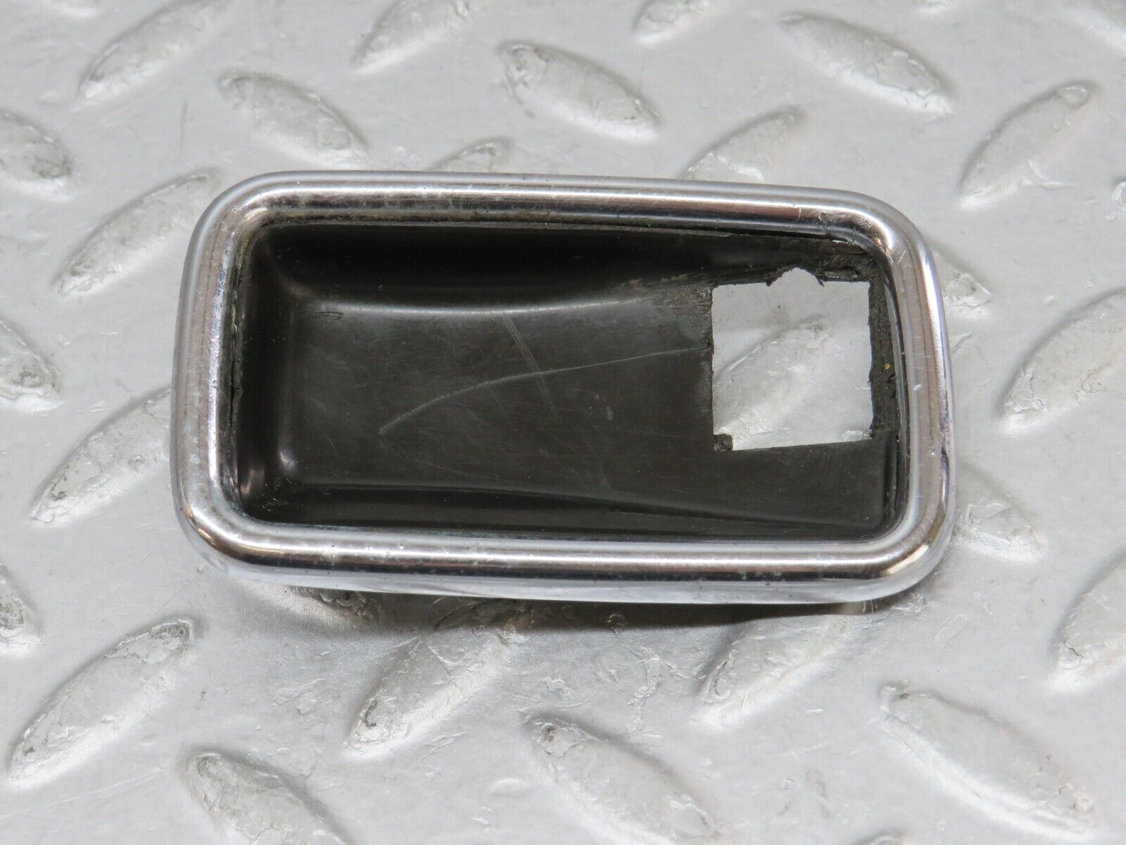 35692 Mercedes-Benz W108 Chrome Frame For Door Opener Left 1087660511