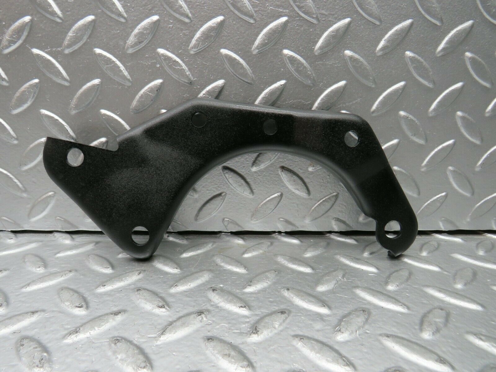 23060 Mercedes-Benz C123 230CE Coupe Alternator Generator Bracket