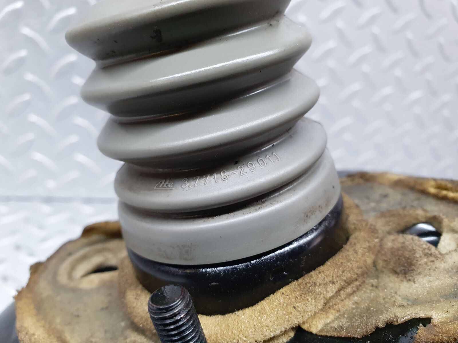 41215 Mercedes-Benz W126 300SE Brake Booster ATE 3775702014