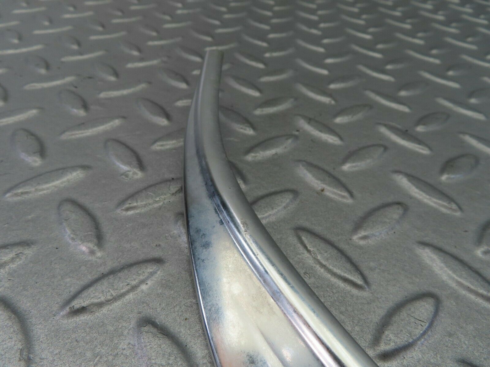 7920 Mercedes-Benz W115 220D Rear Right C Pillar Chrome Moulding