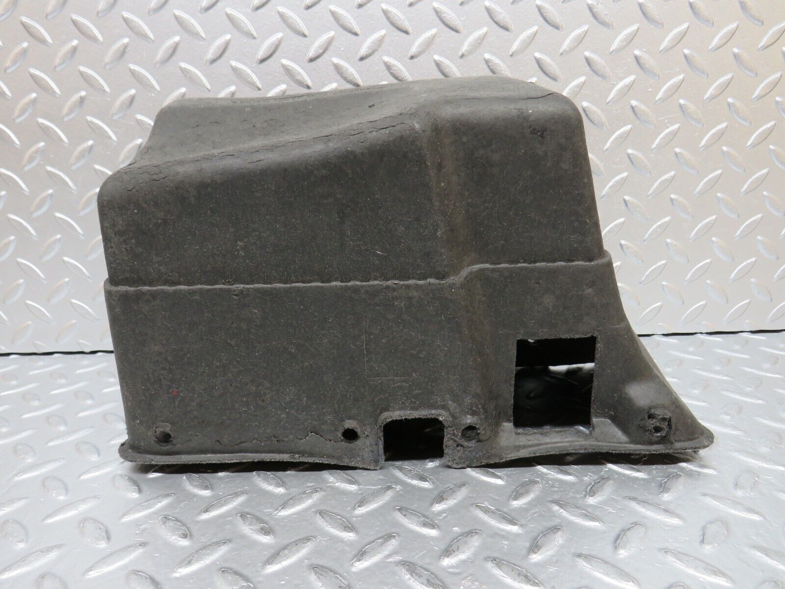 31343 Mercedes-Benz S124 220TE Wagon Glove Box 1246800191