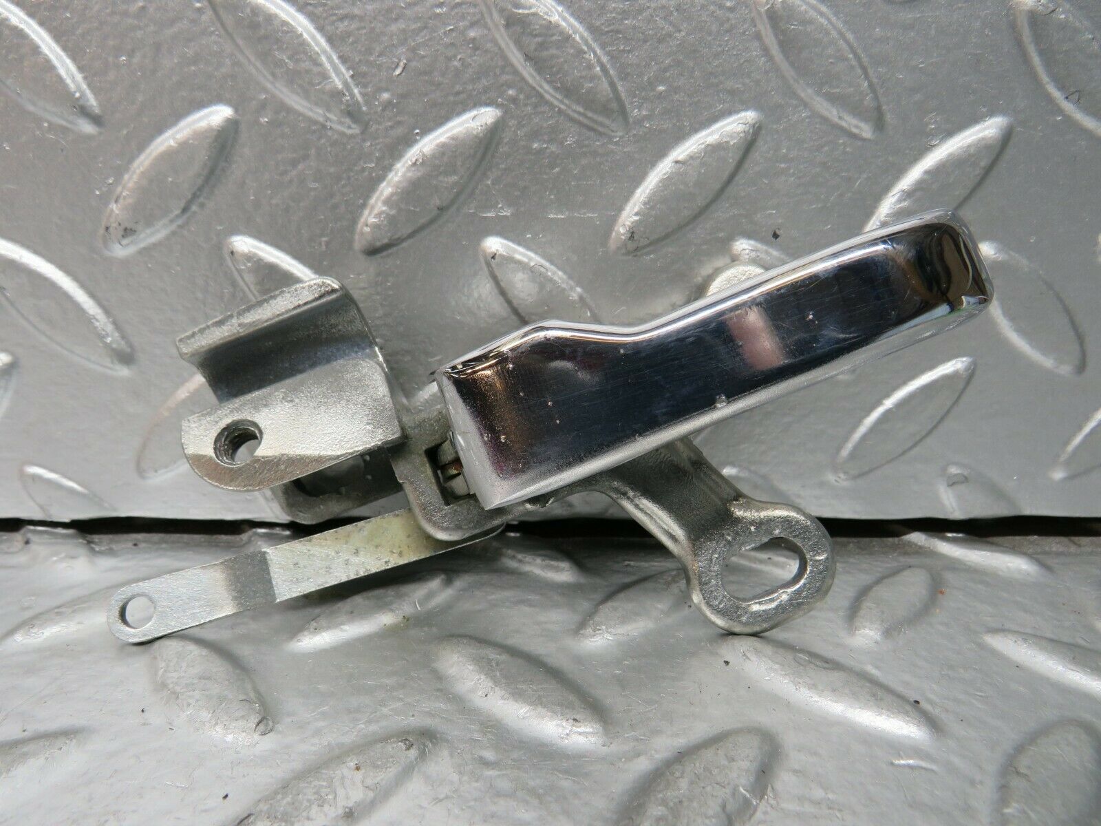 23265 Mercedes-Benz W116 350SE Left Interior Door Handle Chrome 1167660119