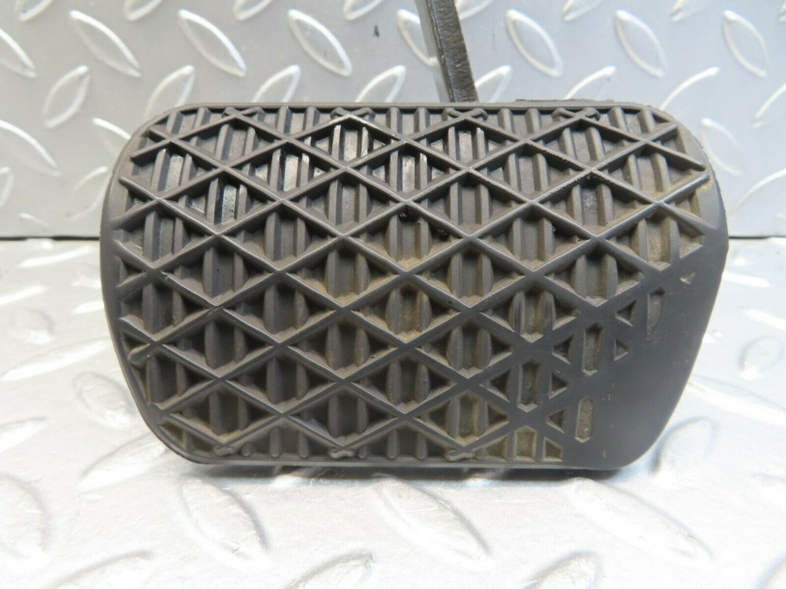 11532 Mercedes-Benz C123 230CE Coupe Brake Pedal With Rubber