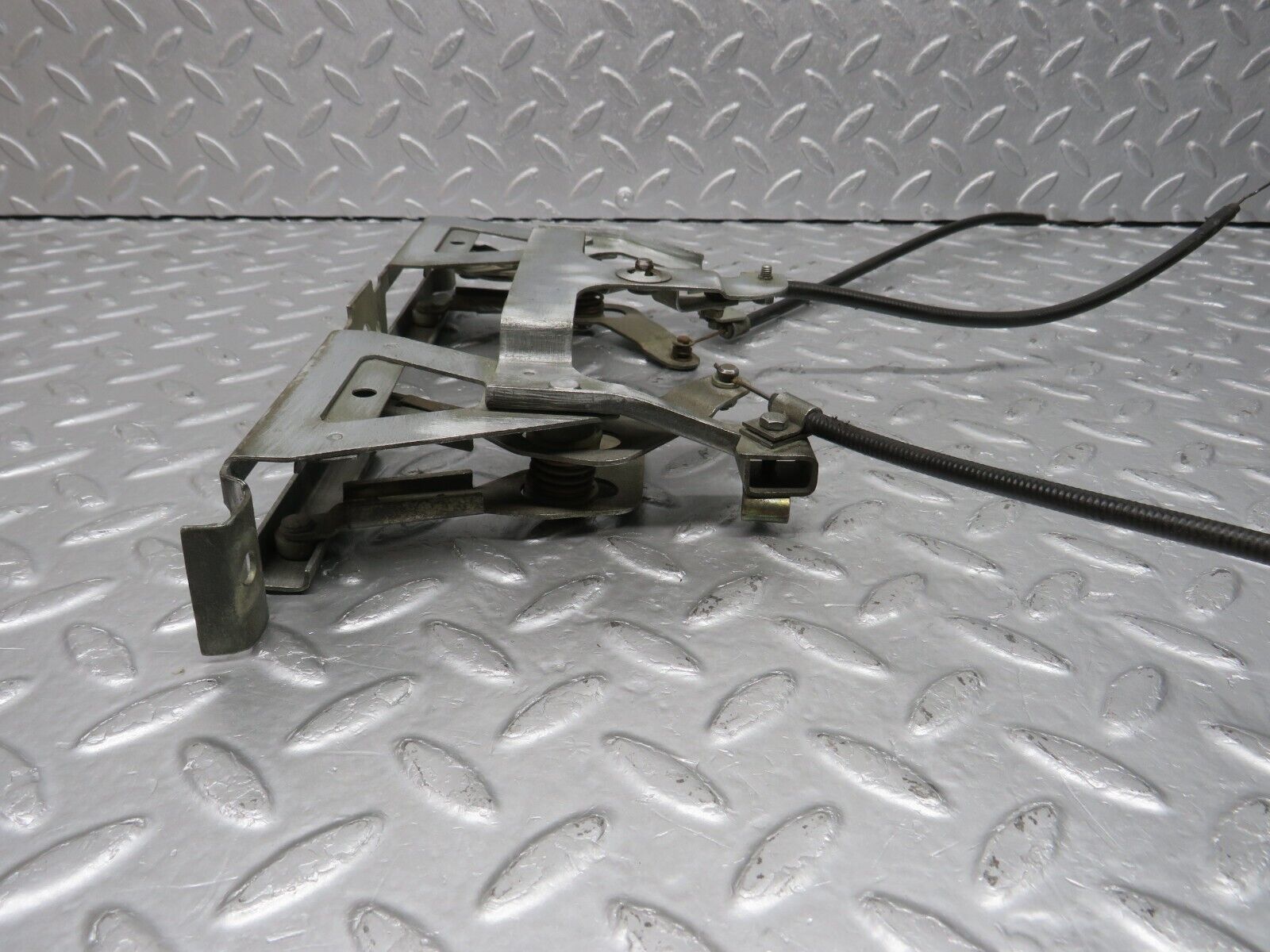 40257 Mercedes-Benz W110 230 Dashboard Heater Control