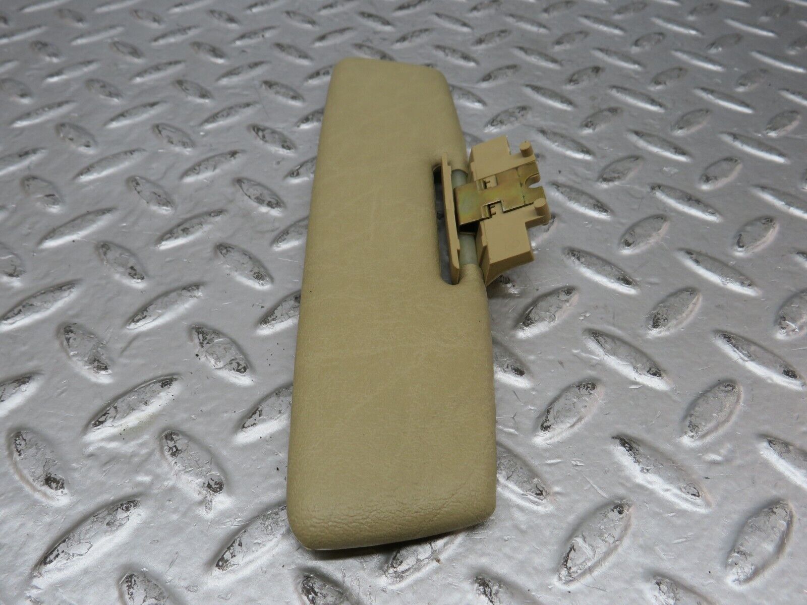 26555 Mercedes-Benz C124 220CE Coupe Middle Sun Visor