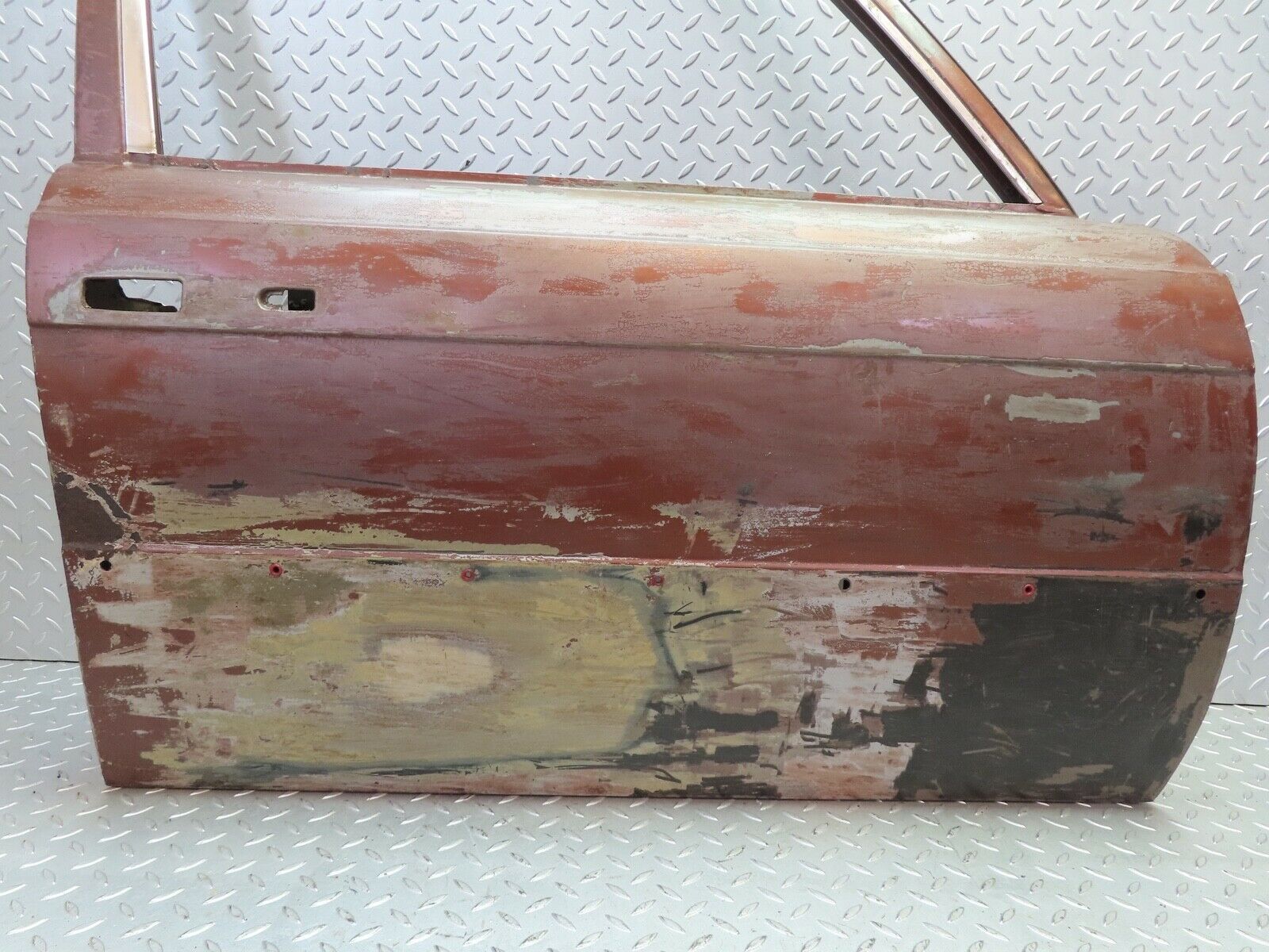 18808 Mercedes-Benz W116 Front Right Door