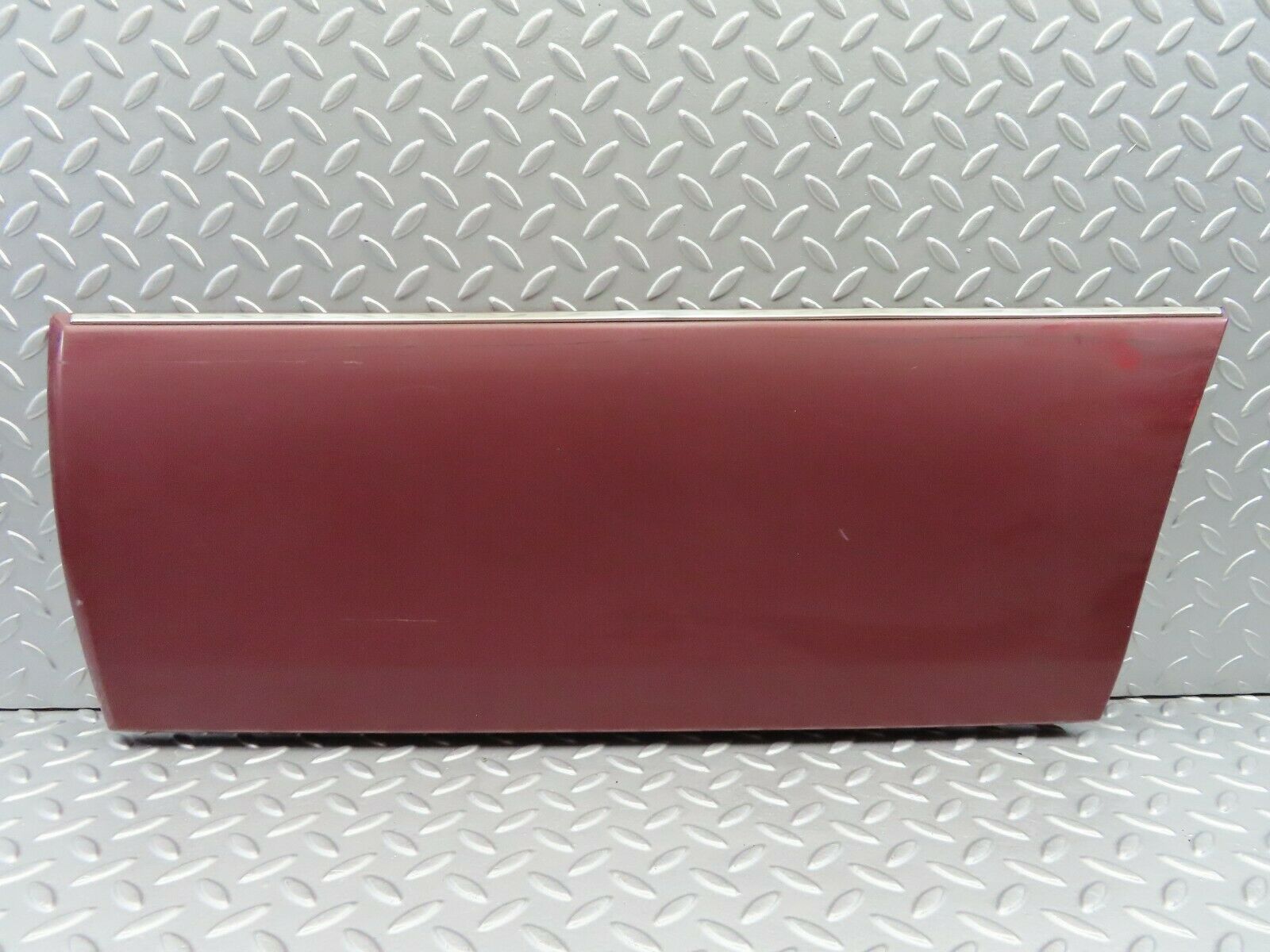 6590 Mercedes-Benz S124 E220 Wagon Rear Left Door Lower Moulding 1246901740