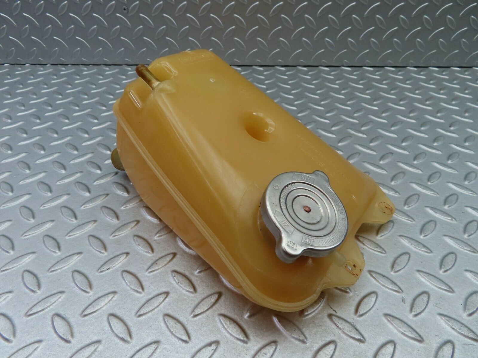 6093 Mercedes-Benz W126 380SE Coolant Tank 1165000449