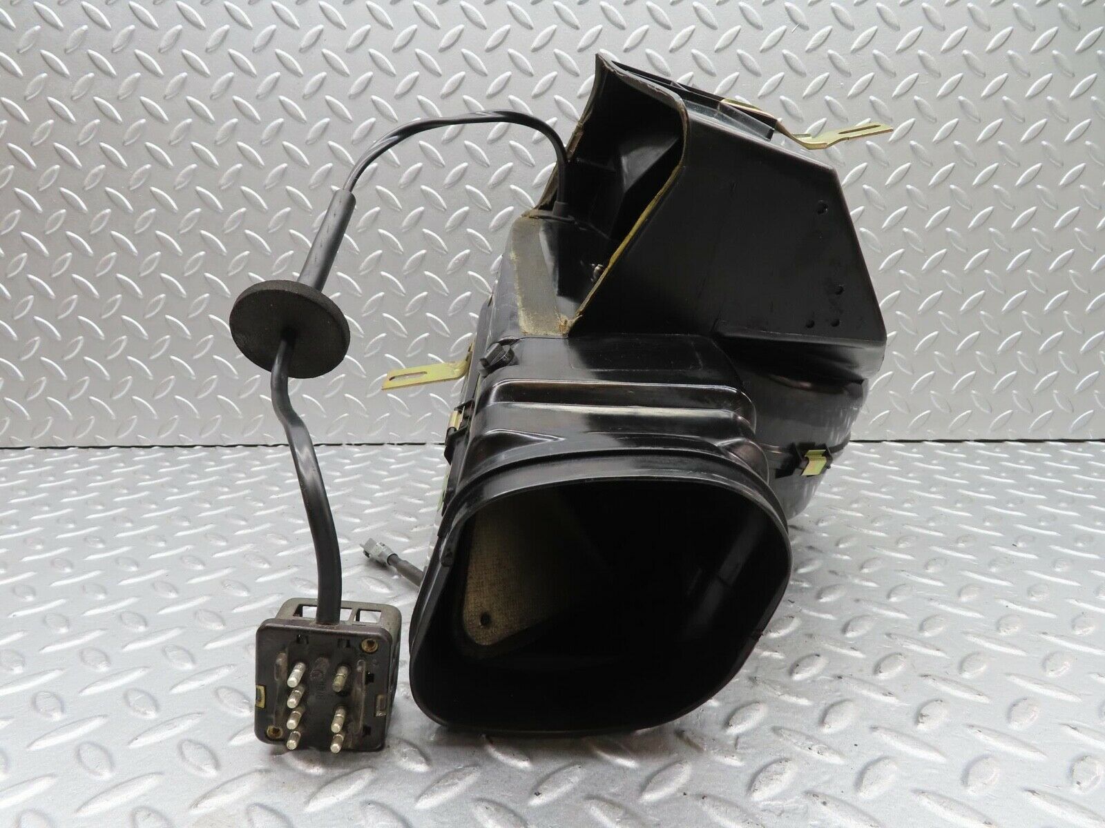 14368 Mercedes-Benz W116 350SE Heater Blower Motor With Housing 0130107012