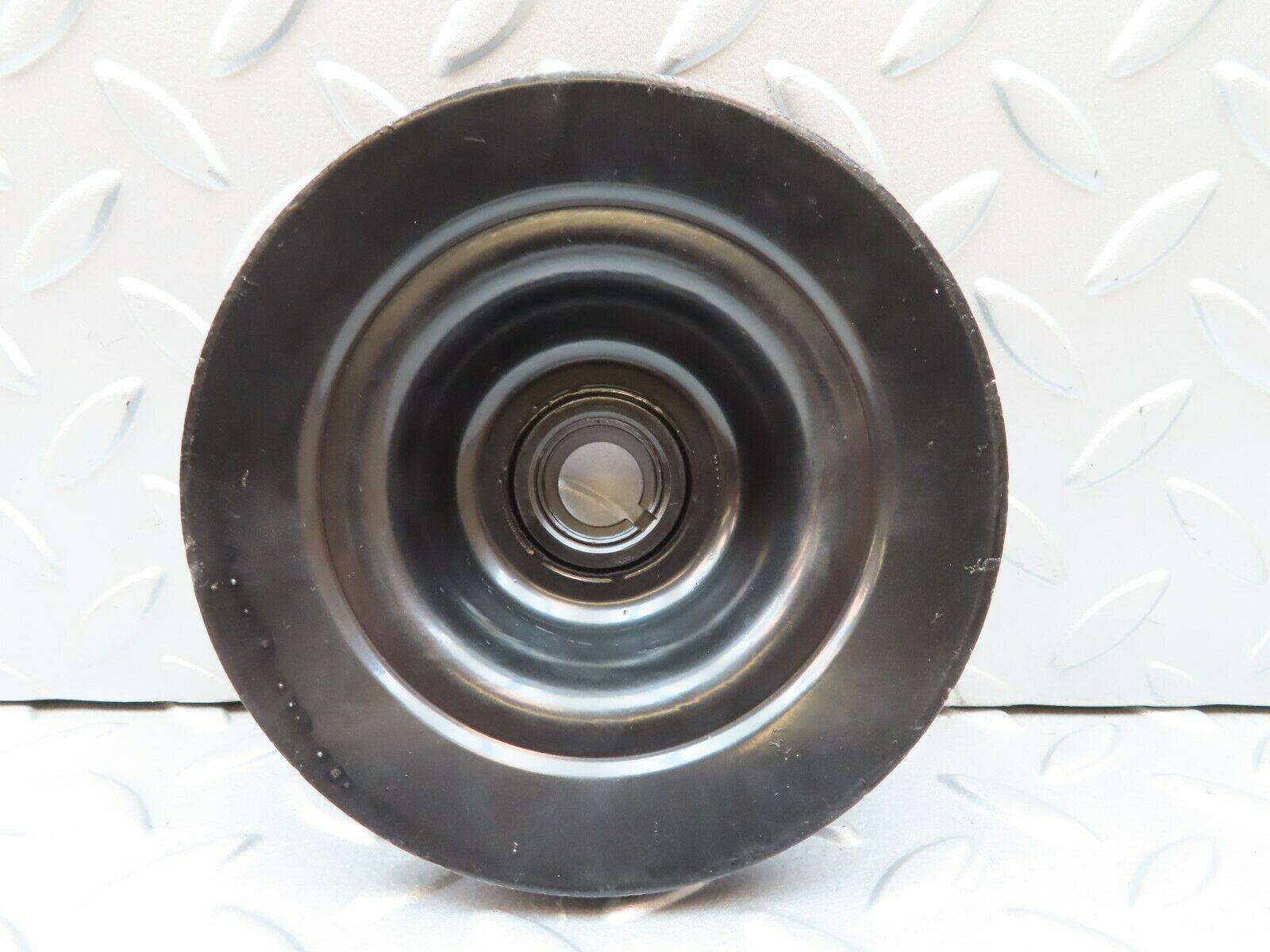 3895 Mercedes-Benz S123 200T Wagon Power Steering Pump Pulley 1022300015
