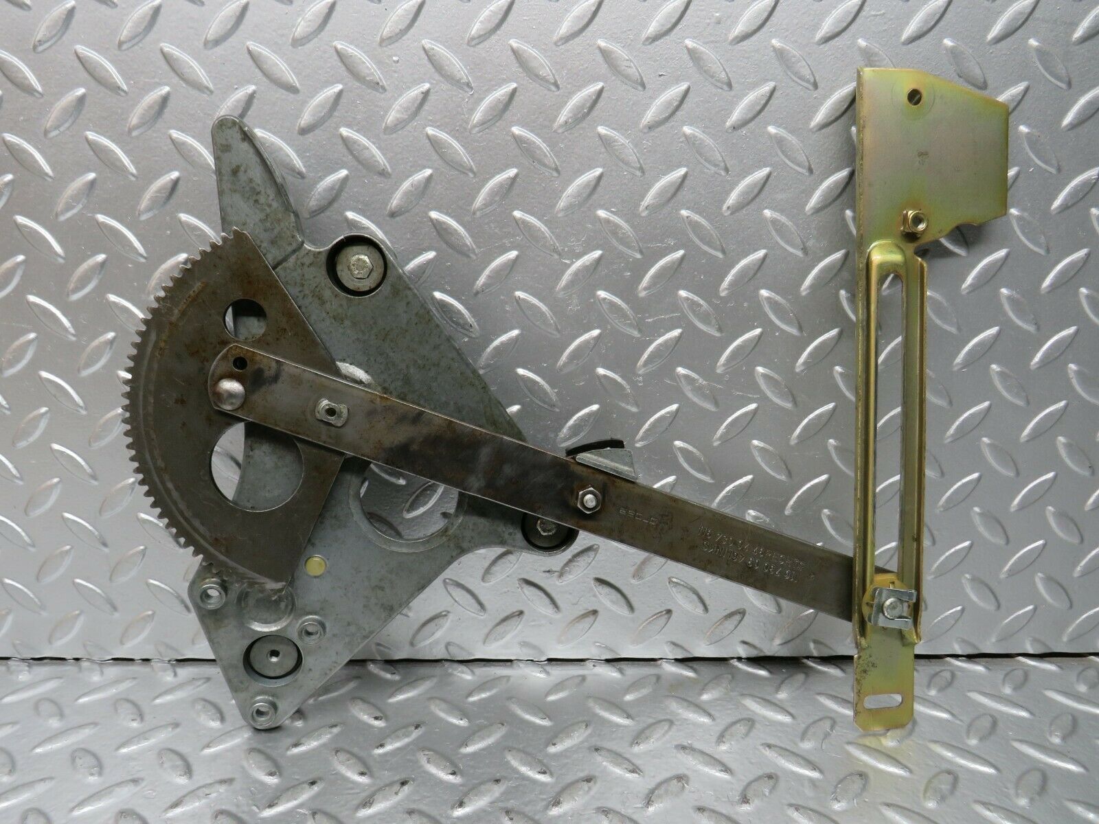 23213 Mercedes-Benz W116 350SE Rear Left Power Window Regulator 1167300346