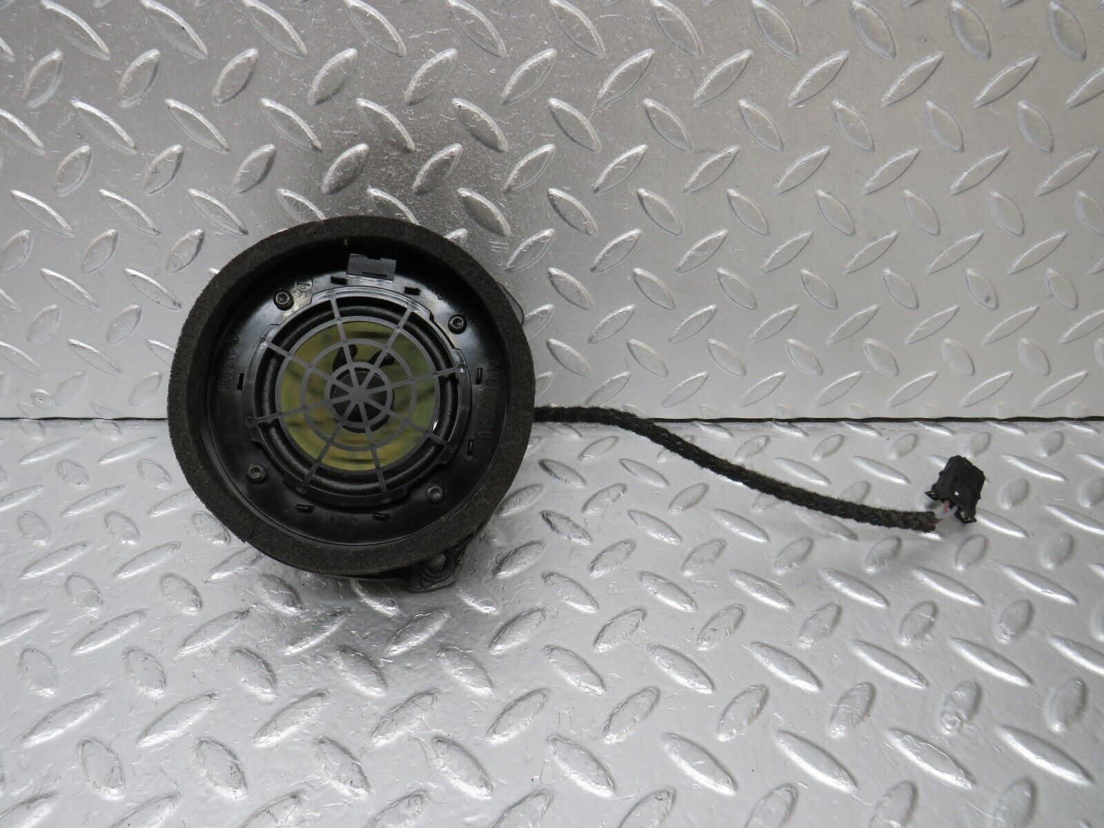 34723 Mercedes-Benz W210 320E Rear Left Door Speaker 2108273914 2108273514