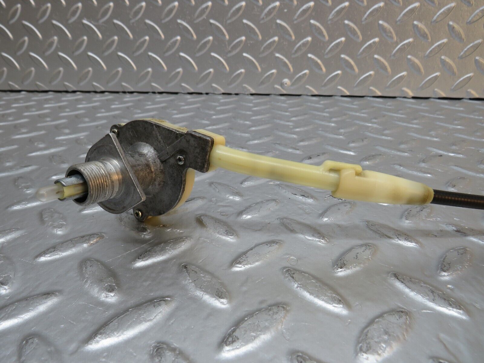 31036 Mercedes-Benz W123 230E Heater Regulator 1238300485