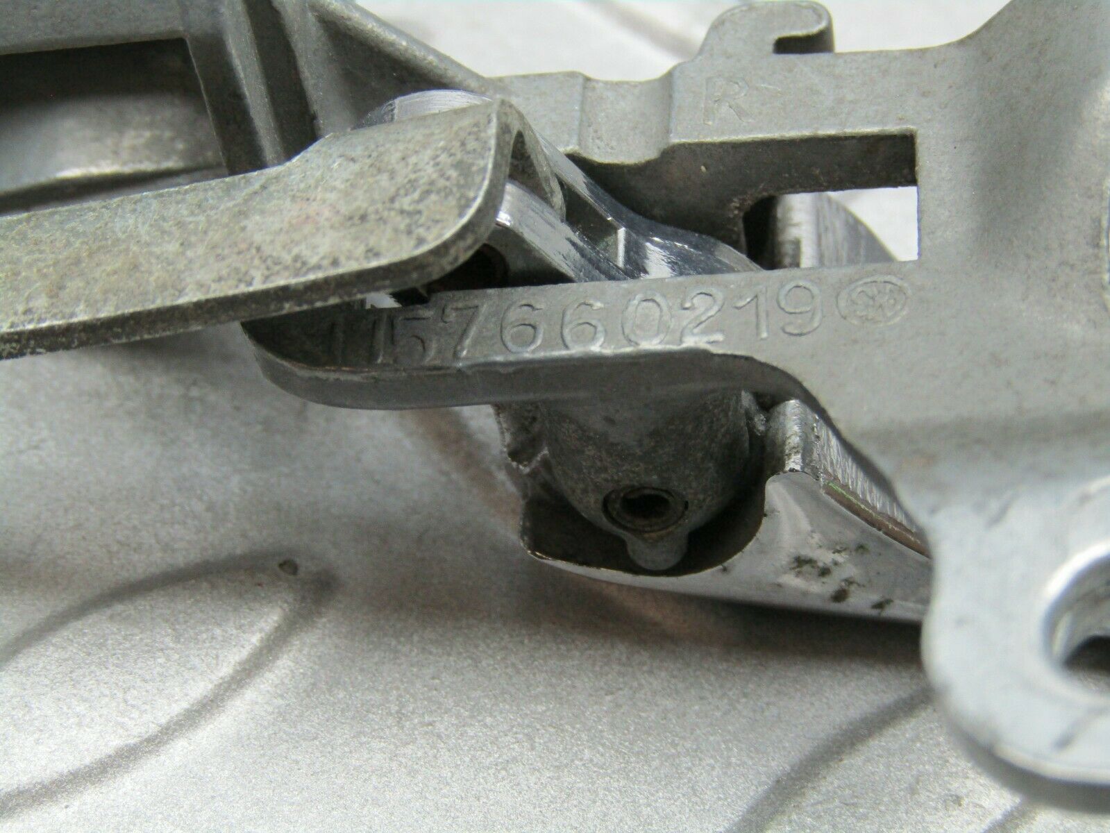 3300 Mercedes-Benz W108 280SE Chrome Door Handle Right 1157660219