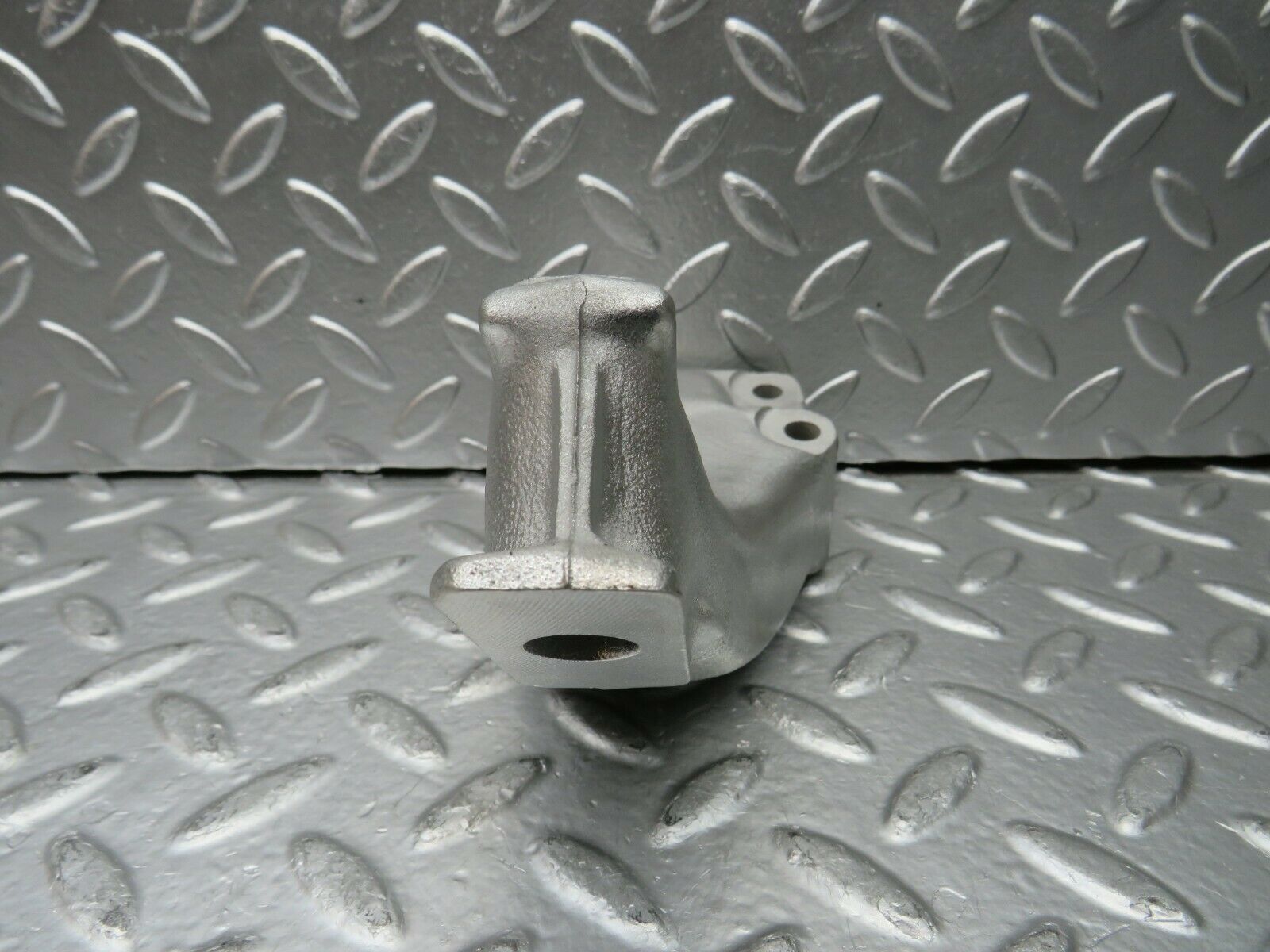 22832 Mercedes-Benz C107 450SLC Engine Mount Bracket Right Side 1162234704