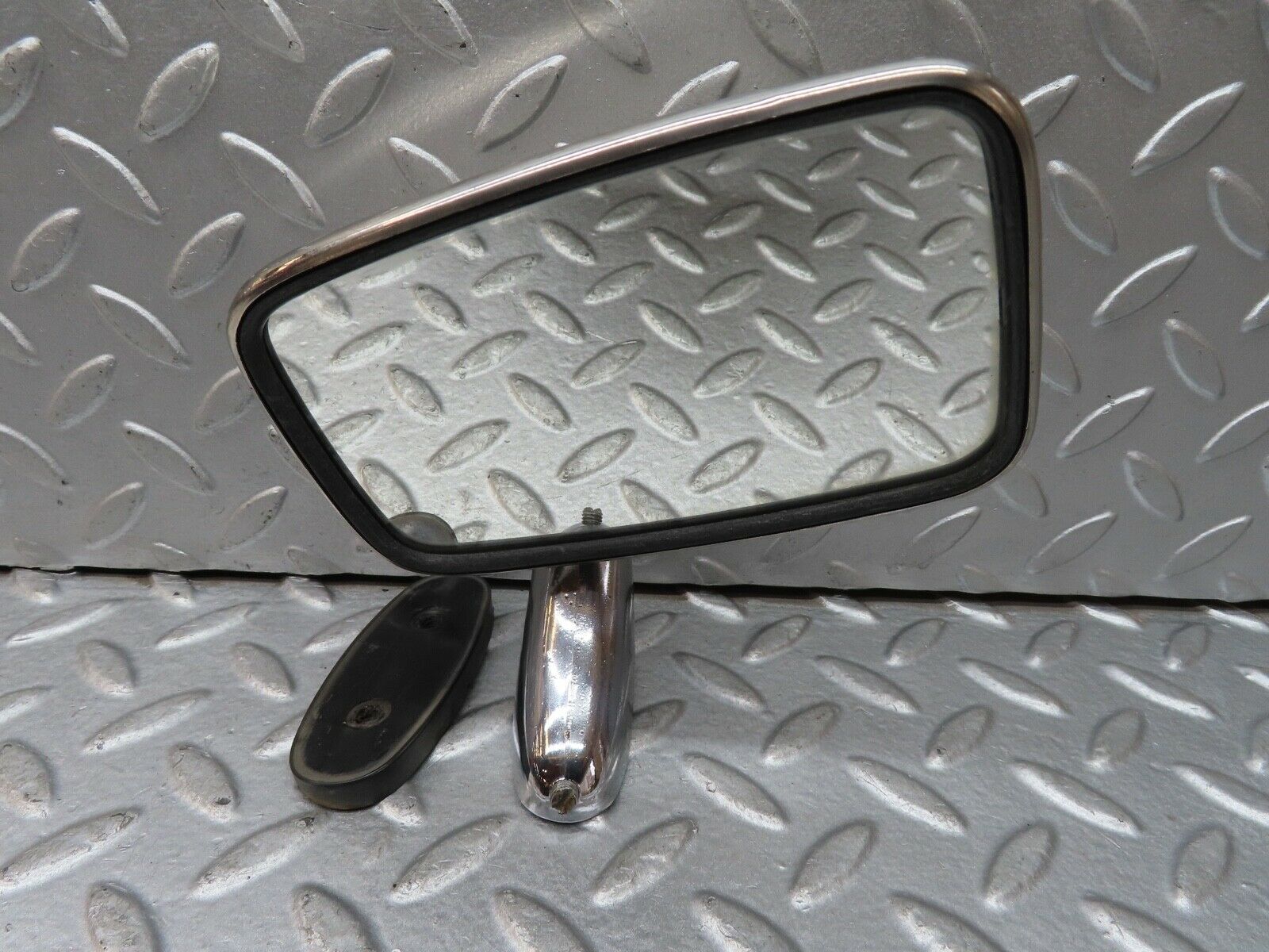 18854 Mercedes-Benz W121 190b Ponton Right Wing Mirror