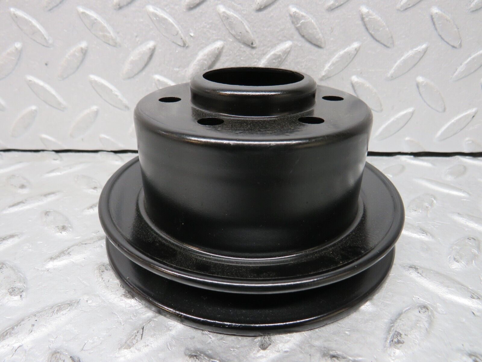 37692 Mercedes-Benz W108 280S Crankshaft Pulley