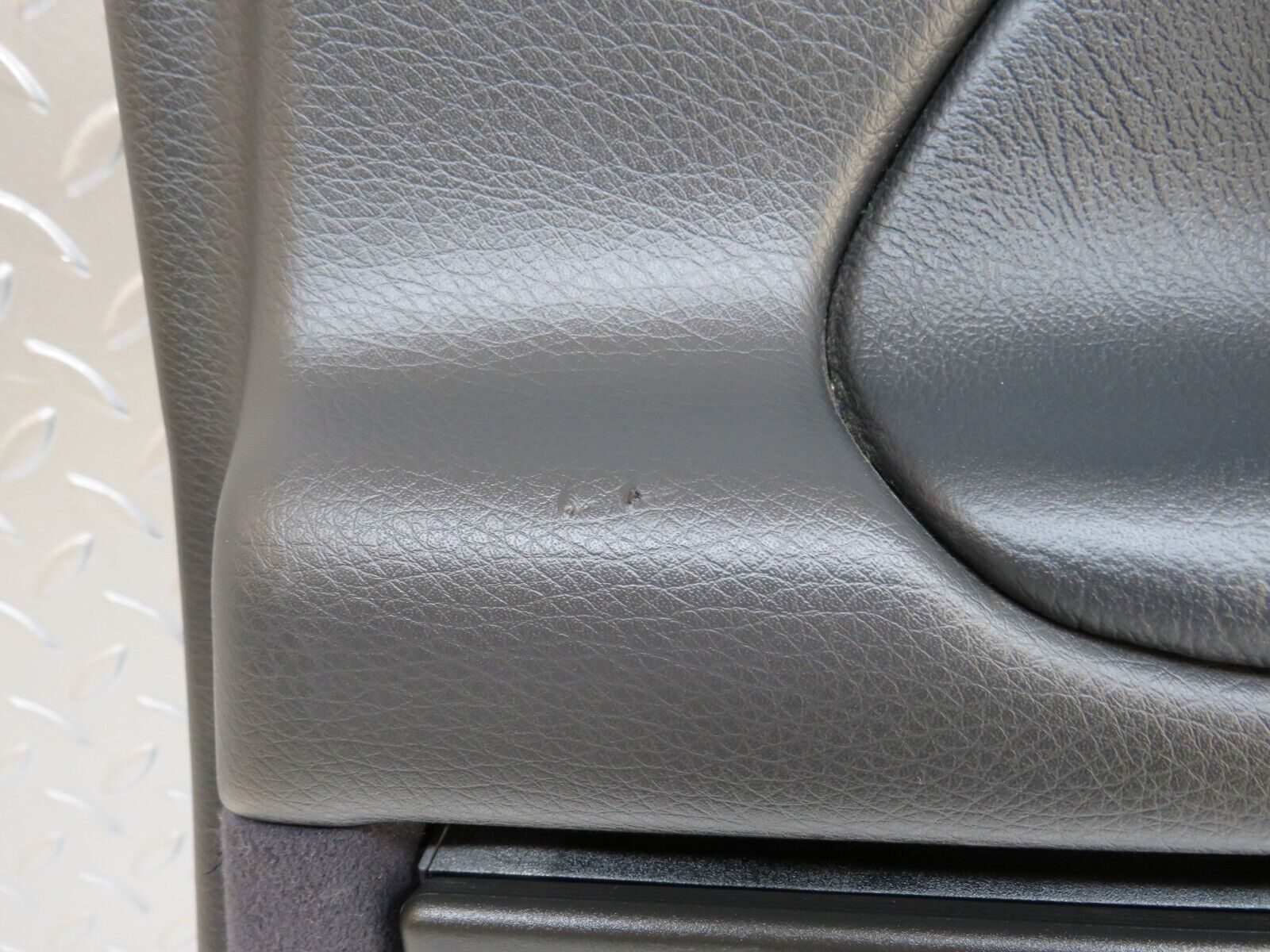 34733 Mercedes-Benz W210 320E Rear Right Door Card 2107374271