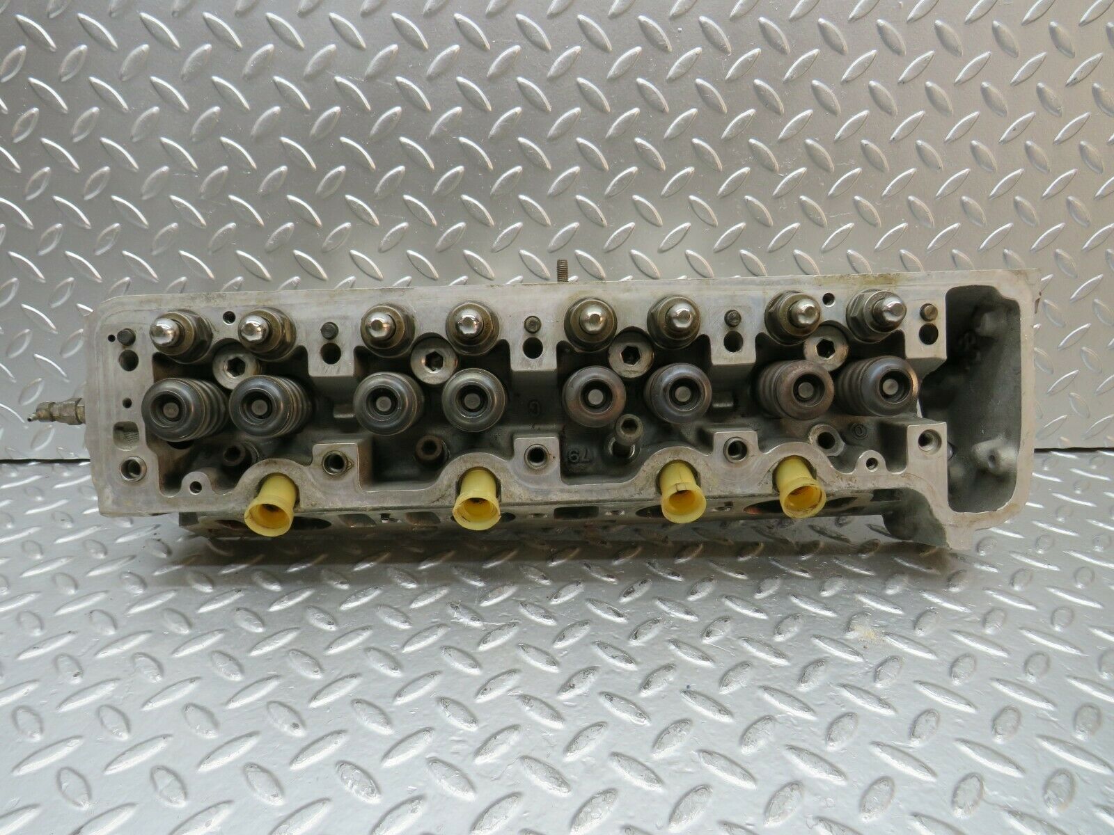 22820 Mercedes-Benz C107 450SLC Coupe Cylinder Head Left 1160162601