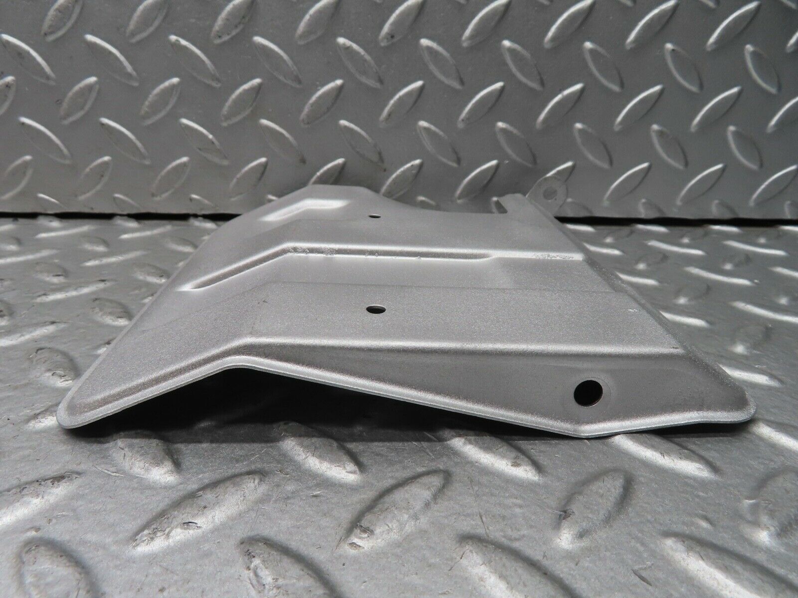 19695 Mercedes-Benz C140 CL420 Coupe Heat Shield