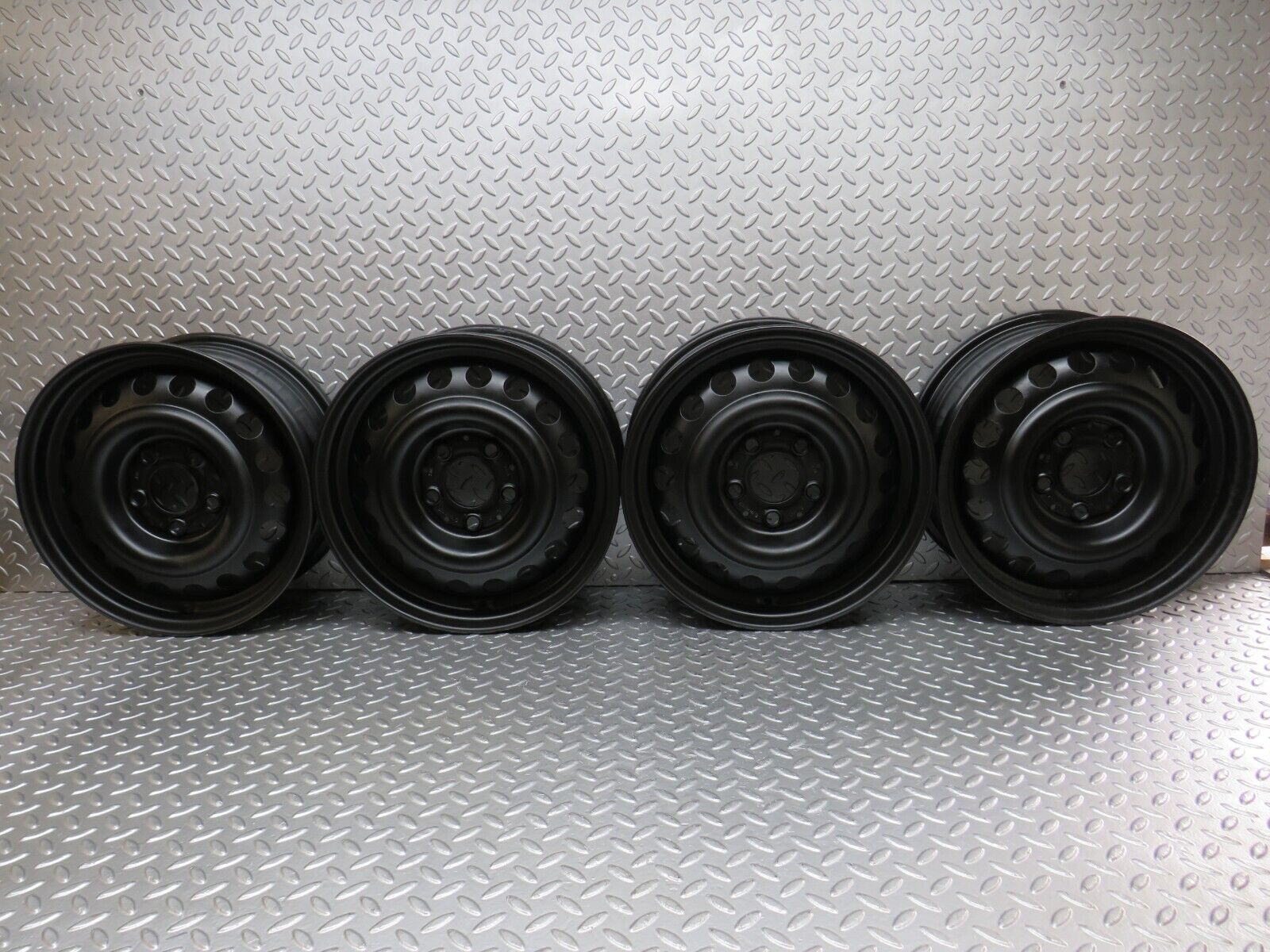 33881 Mercedes-Benz Steel Wheel Set 6Jx15H2 ET49 1244000602