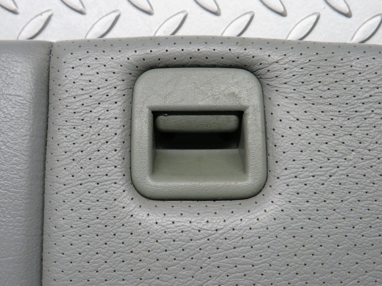 39810 Mercedes-Benz R129 320SL Coupe Rear Seat Grey Leather 1299220101 129920021