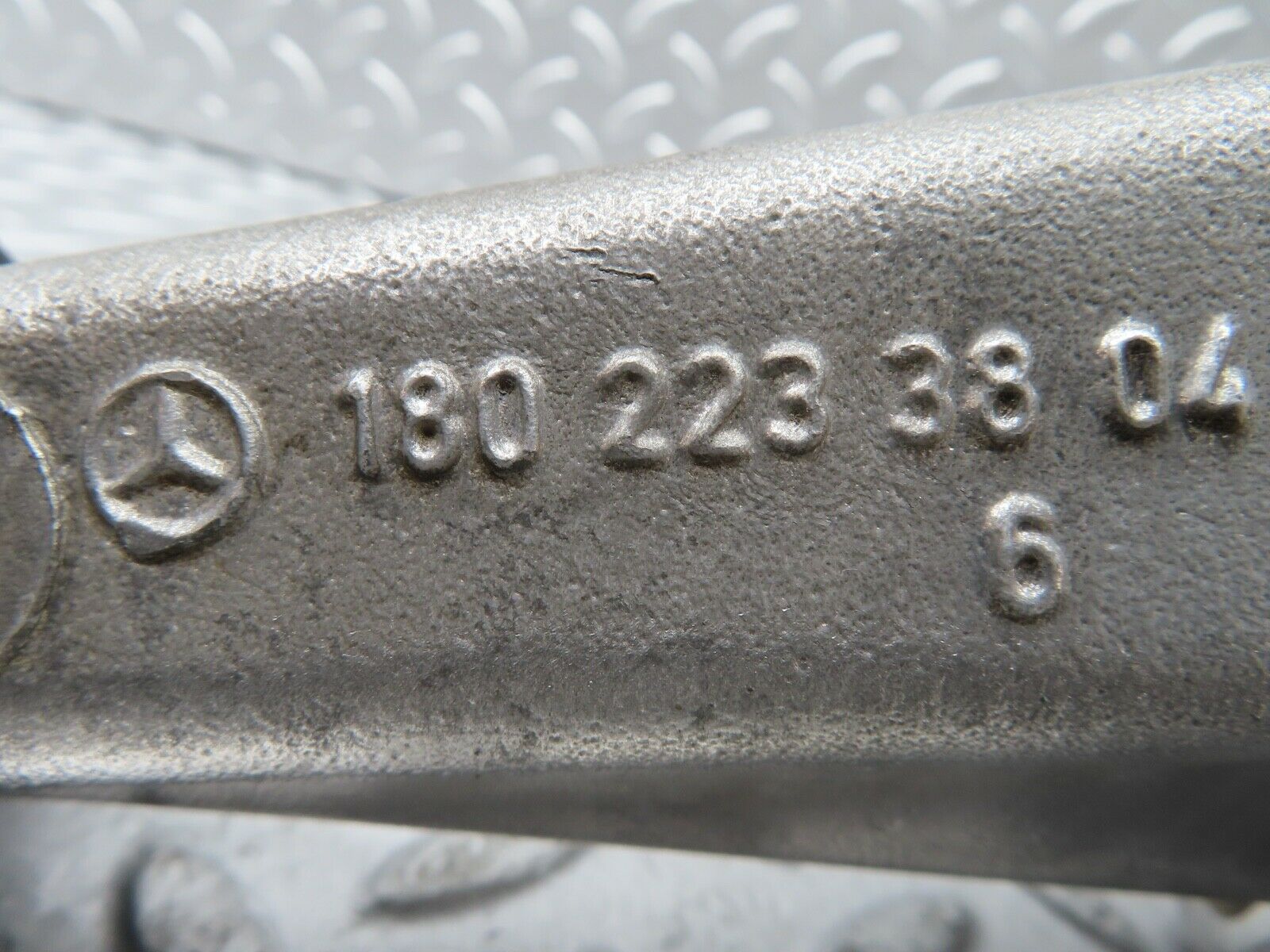 20353 Mercedes-Benz W114 280CE Coupe Engine Mount Bracket Left 1802233804