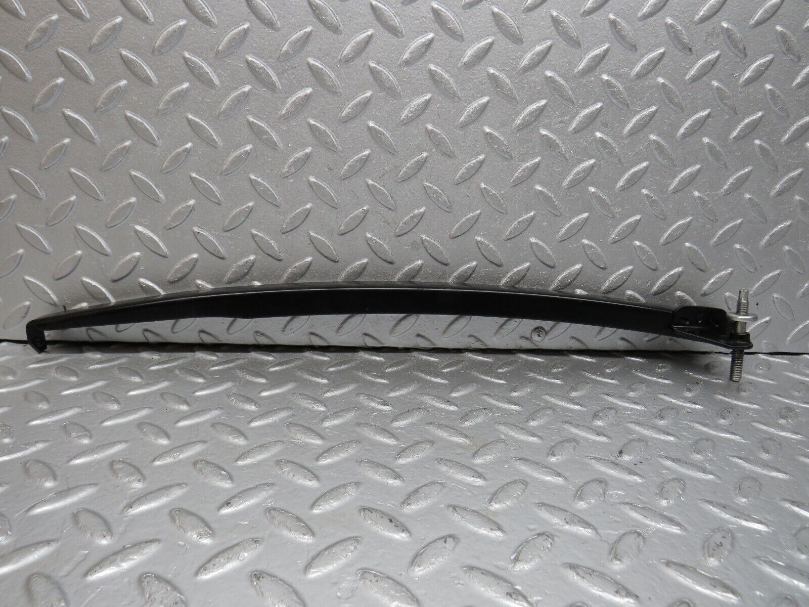 39661 Mercedes-Benz R129 320SL Coupe Right Door Rear Window Channel