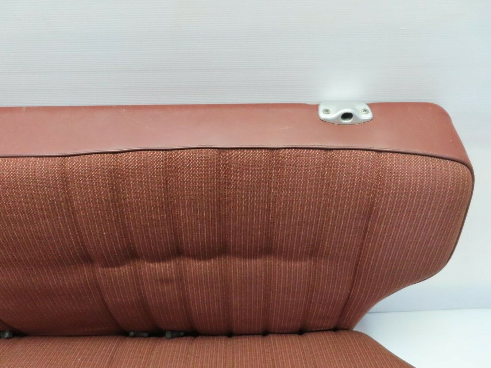 7706 Mercedes-Benz S123 230TE Wagon Rear Seat