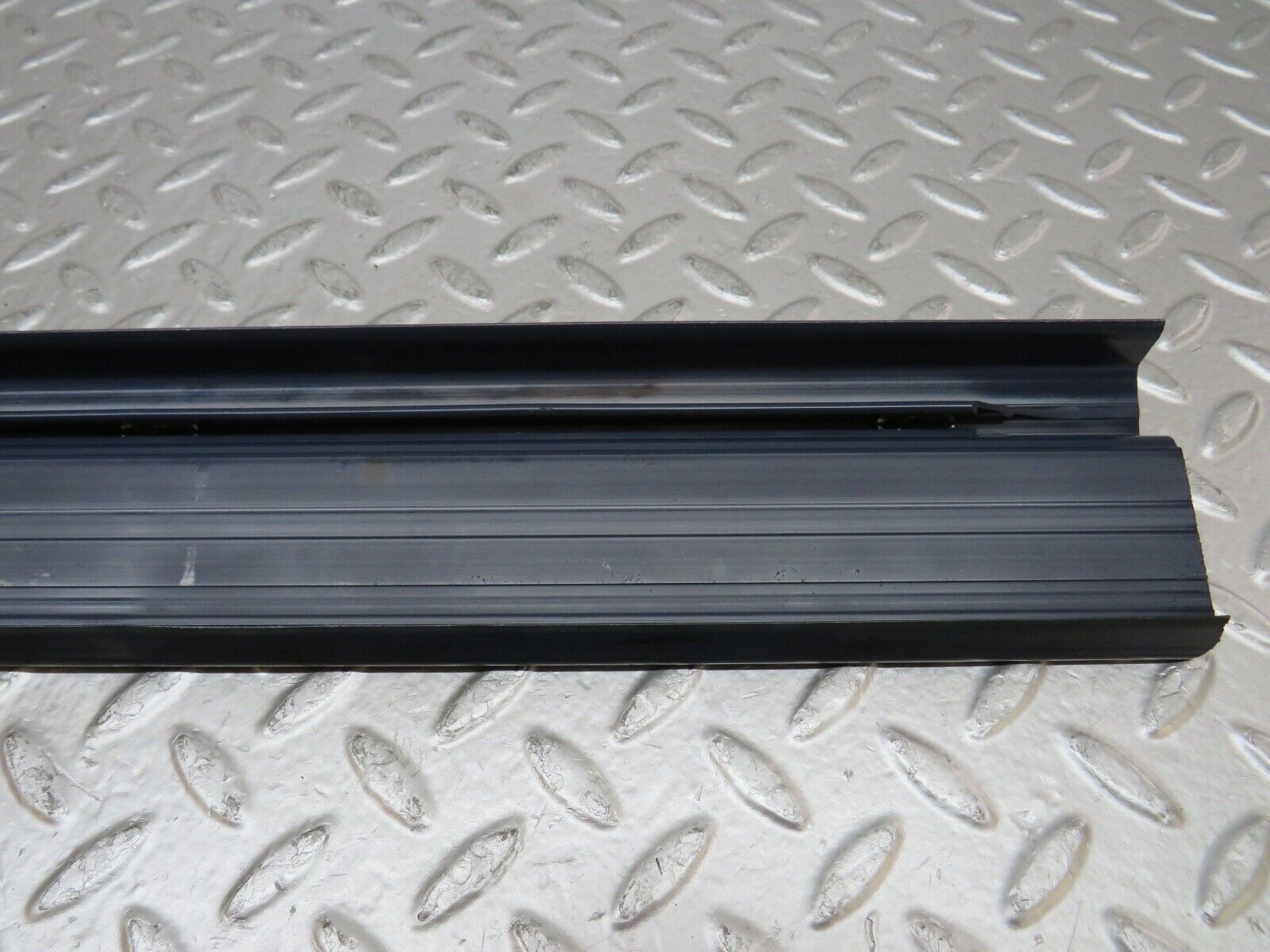 26778 Mercedes-Benz W123 240D Rear Left Door Sill Trim Blue