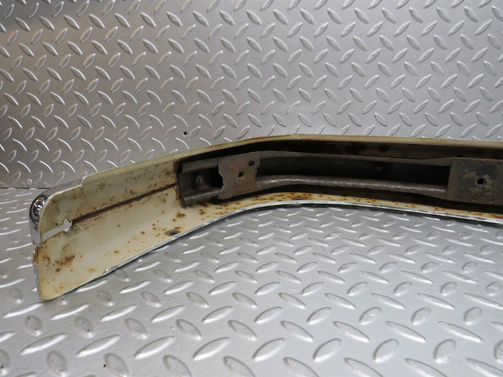 37673 Mercedes-Benz W109 300SEL Front Bumper