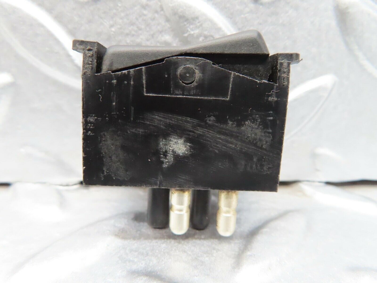 13962 Mercedes-Benz C107 280SLC Rear Dome Light Switch