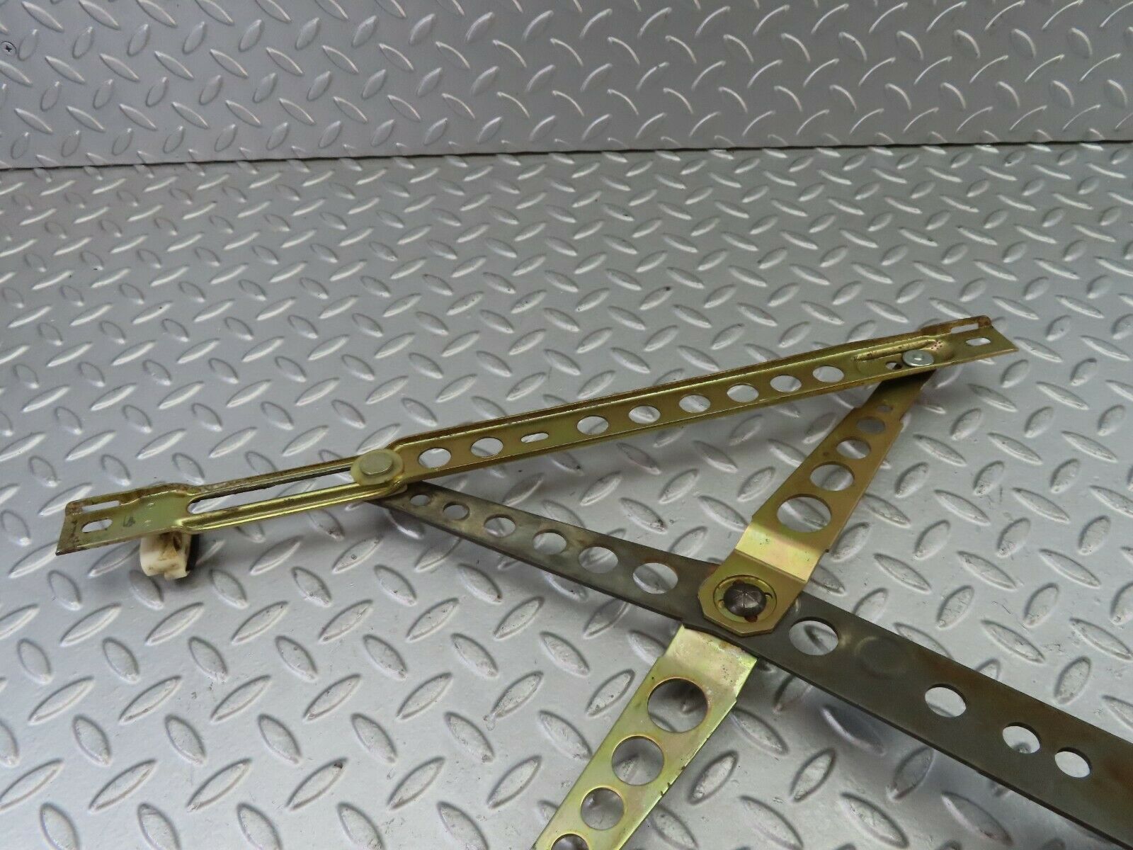 7726 Mercedes-Benz S123 230TE Wagon Front Left Manual Window Regulator