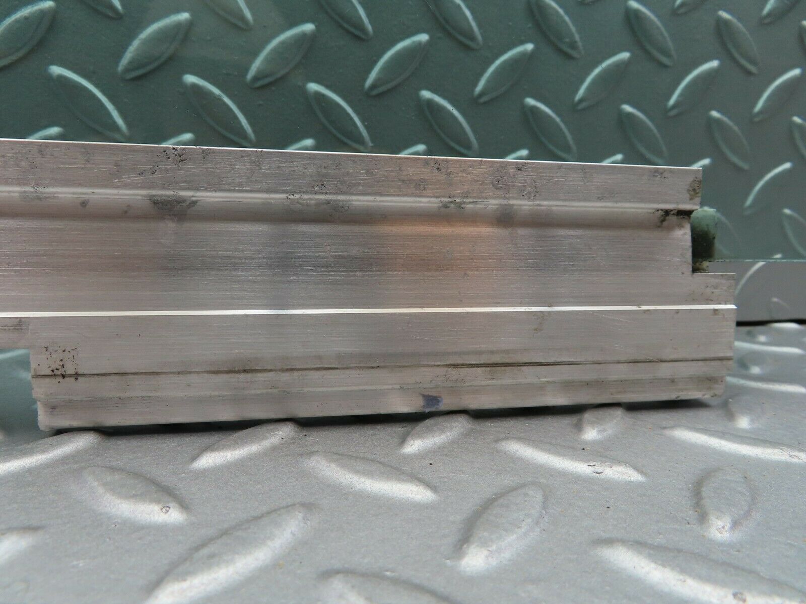 6314 Mercedes-Benz W126 380SE Front Left Door Window Glass