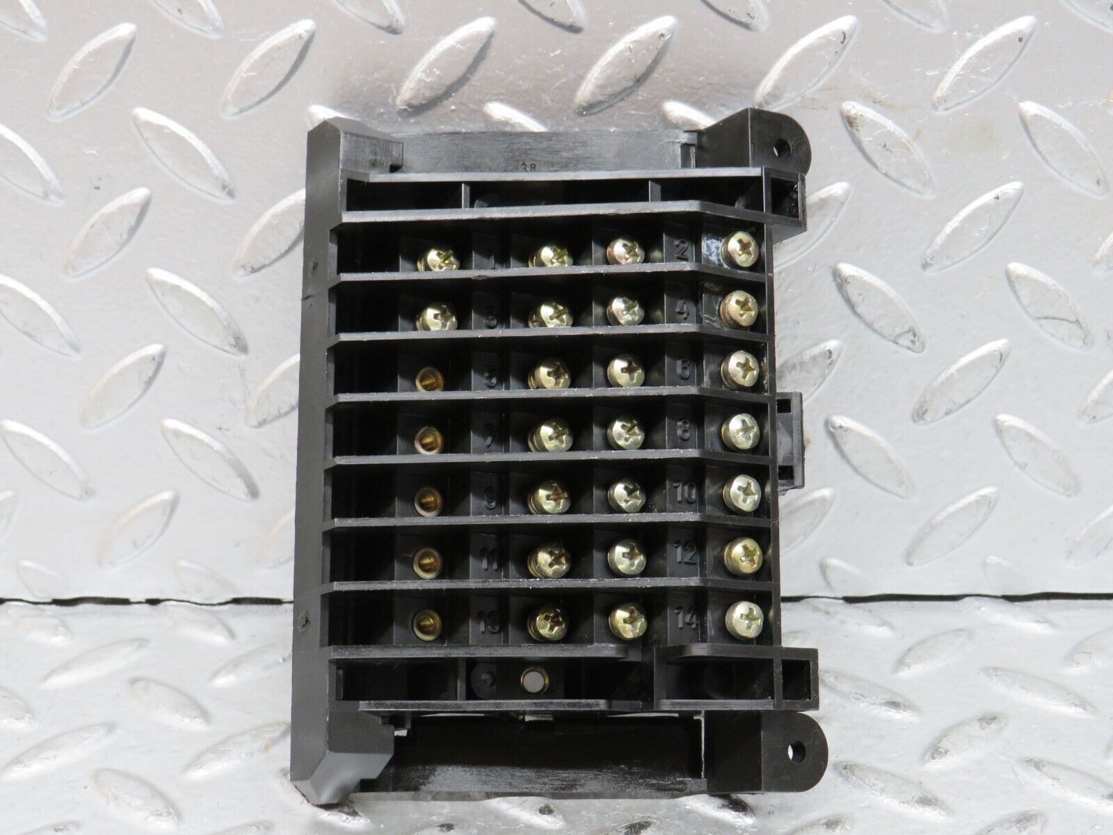 28369 Mercedes-Benz S123 240D Wagon Fuse Box 1235400650