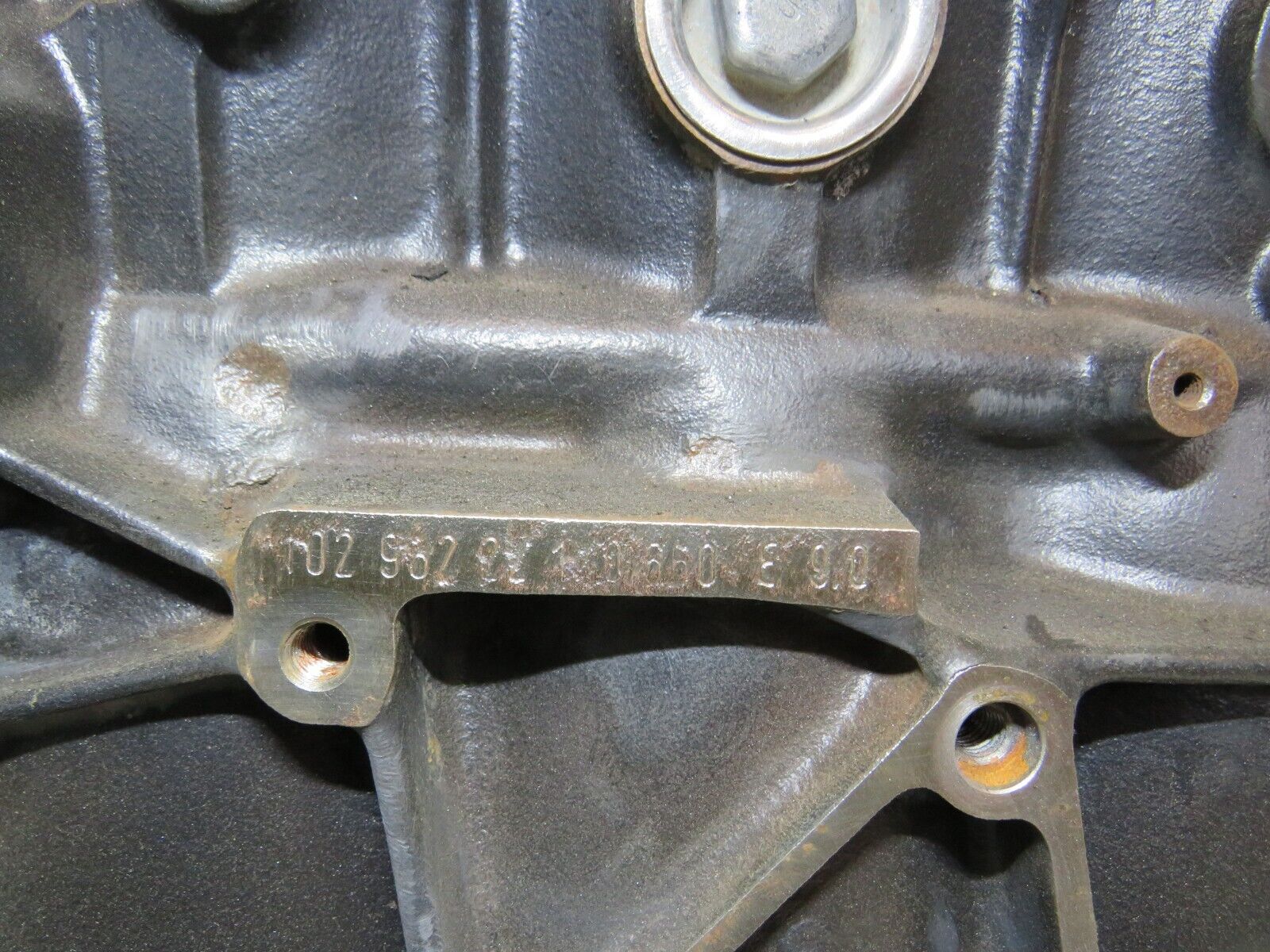 29614 Mercedes-Benz W124 230E Complete Engine 1020113501 M102.982