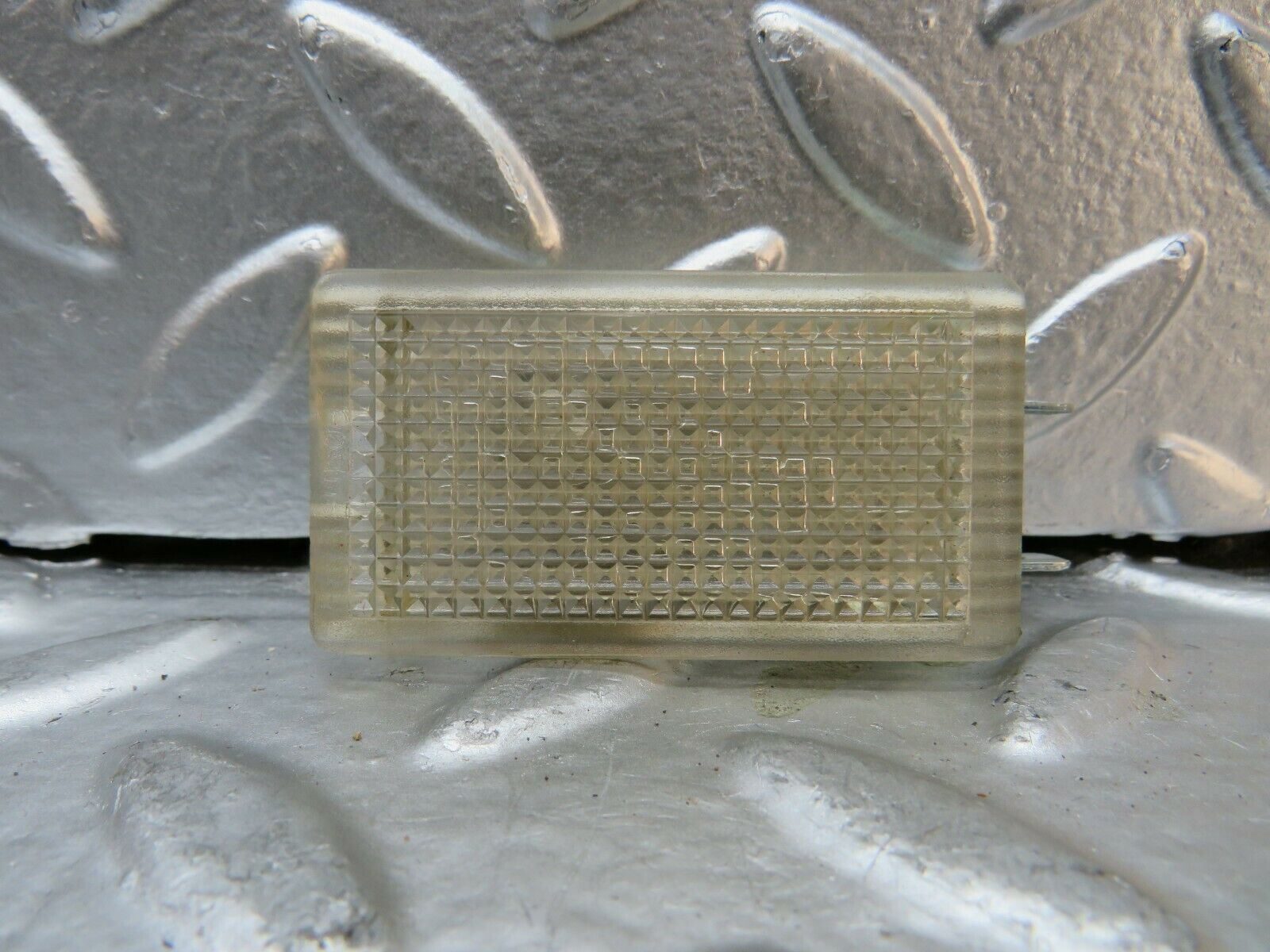 22966 Mercedes-Benz C123 230CE Coupe Glove Box Light