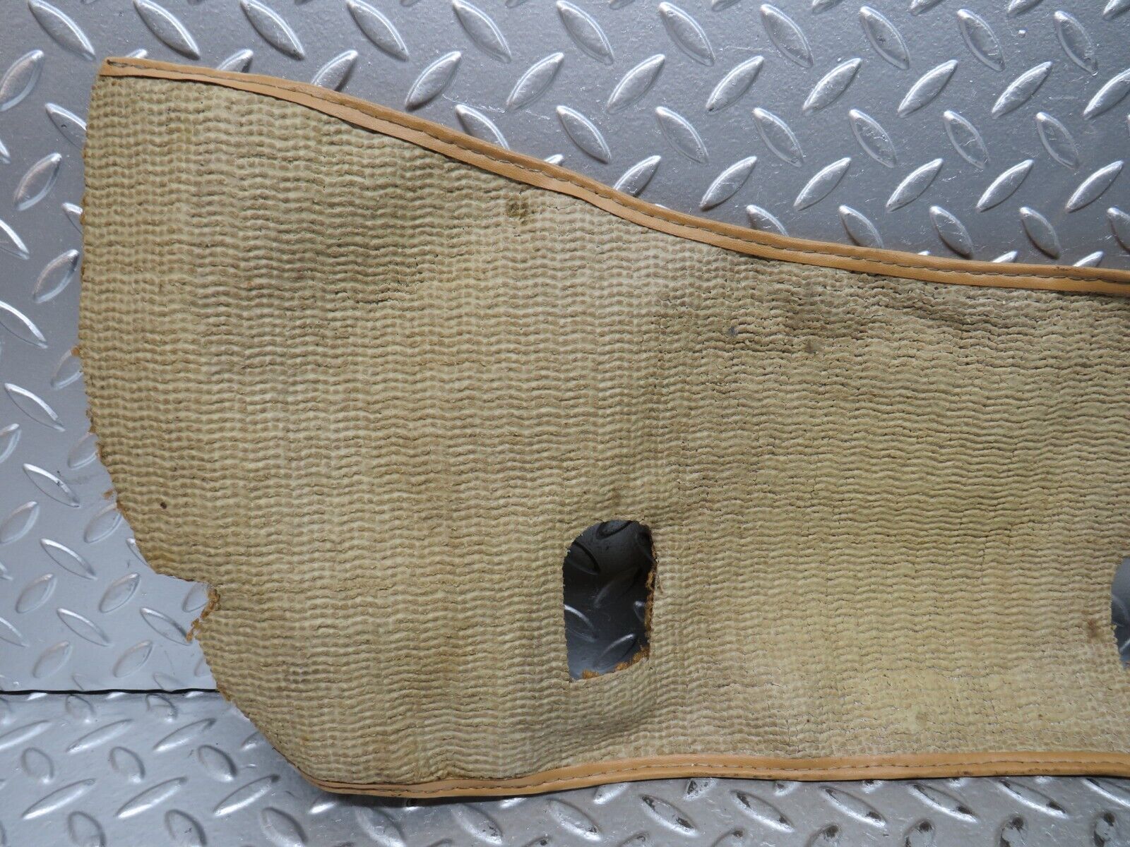 28683 Mercedes-Benz W123 230E Floor Carpet