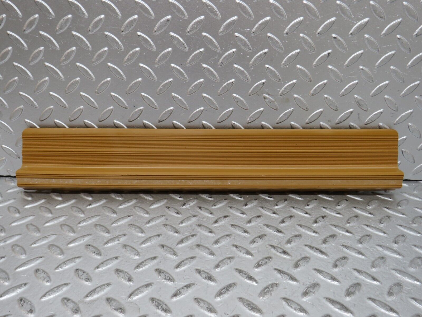 28557 Mercedes-Benz W123 230E Rear Left Door Sill Trim Palomino