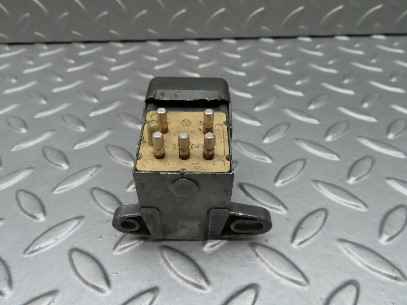 3414 Mercedes-Benz W108 280SE Windscreen Washer Switch