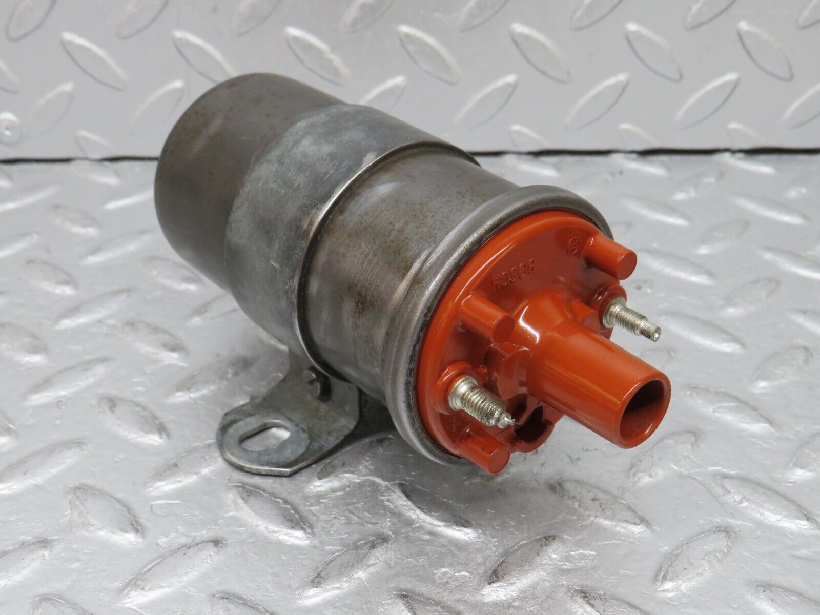 36647 Mercedes-Benz W201 190E 2.0L Ignition Coil Bosch 0001584003 0221118307