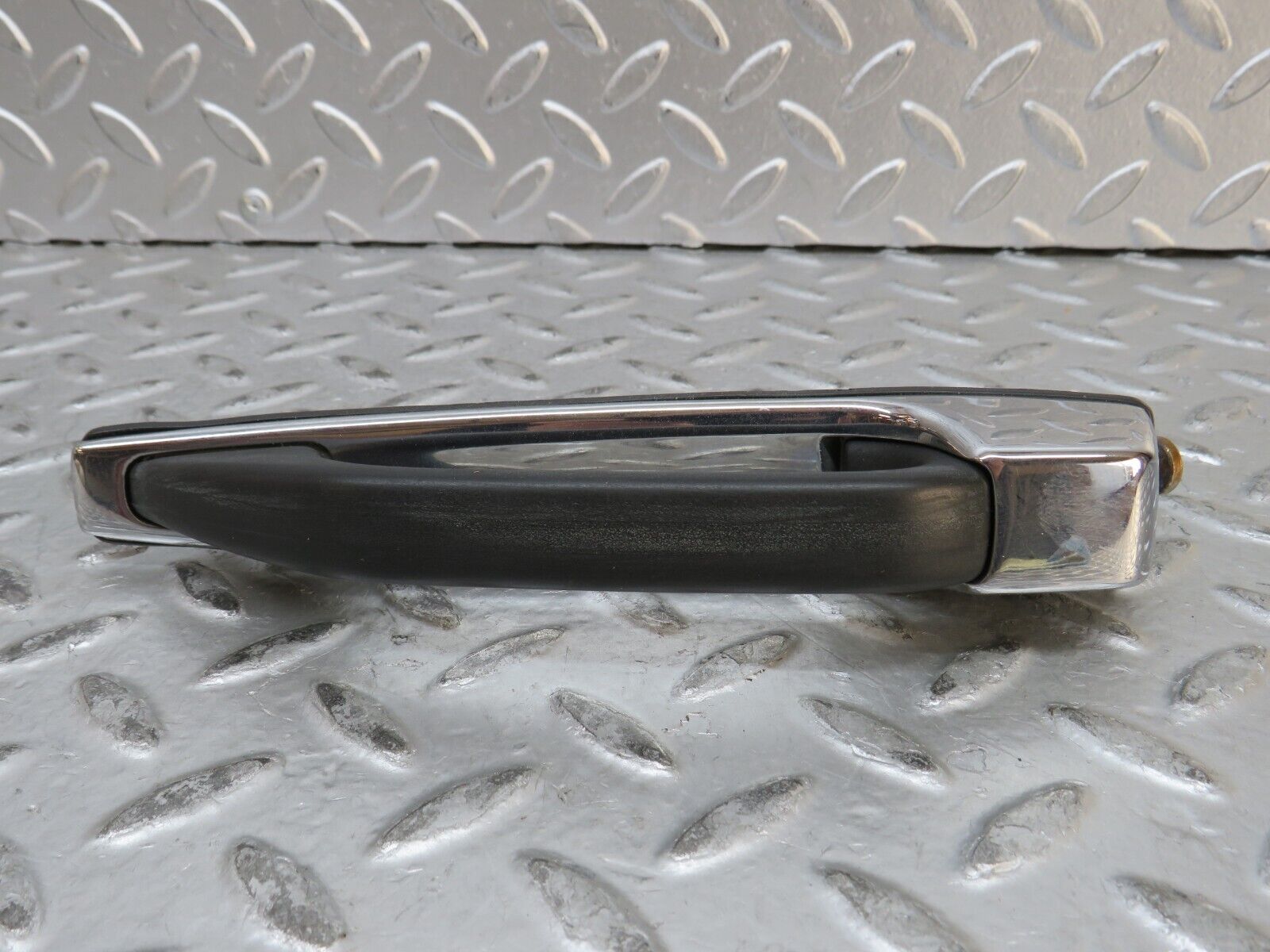 28813 Mercedes-Benz W123 230E Rear Exterior Chrome Handle 1237600359