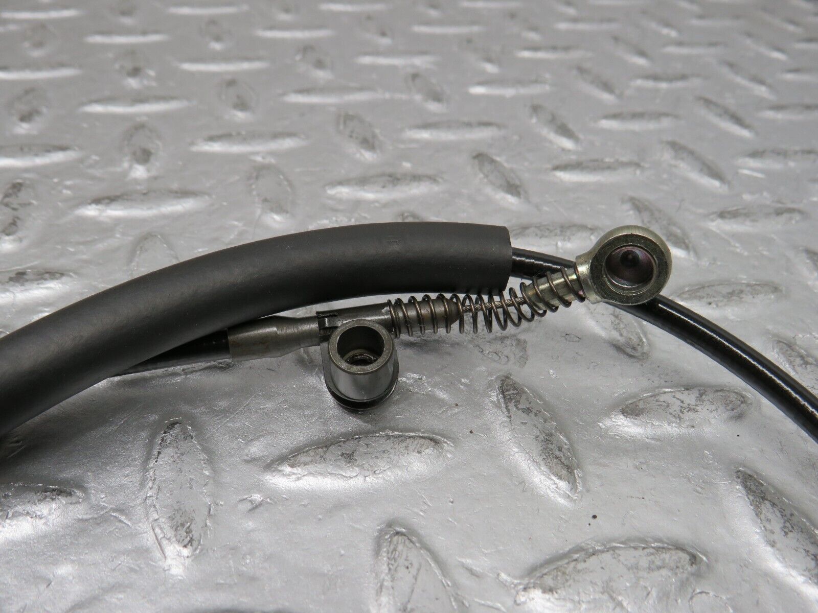 37942 Mercedes-Benz A124 320E Cabriolet Gearbox Cable 1242600351